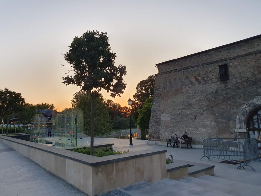 Szökőkút Sunset