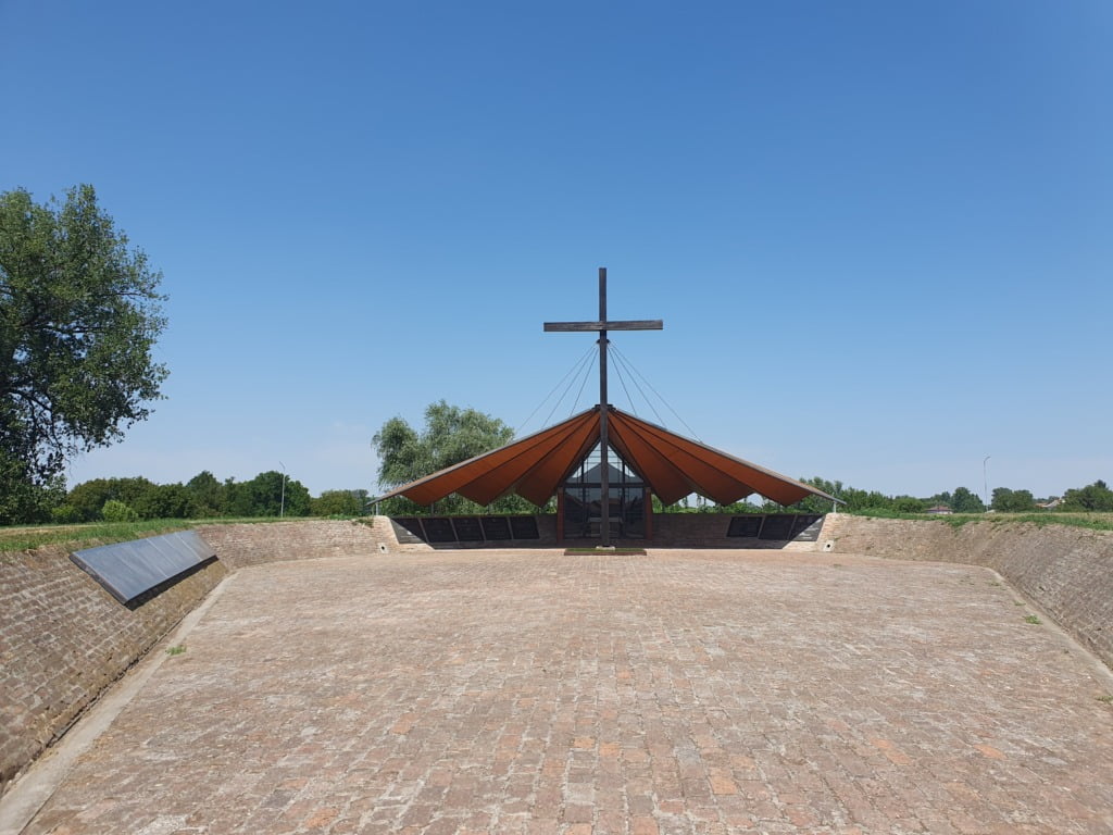 The Chapel of the Queen of Peace
