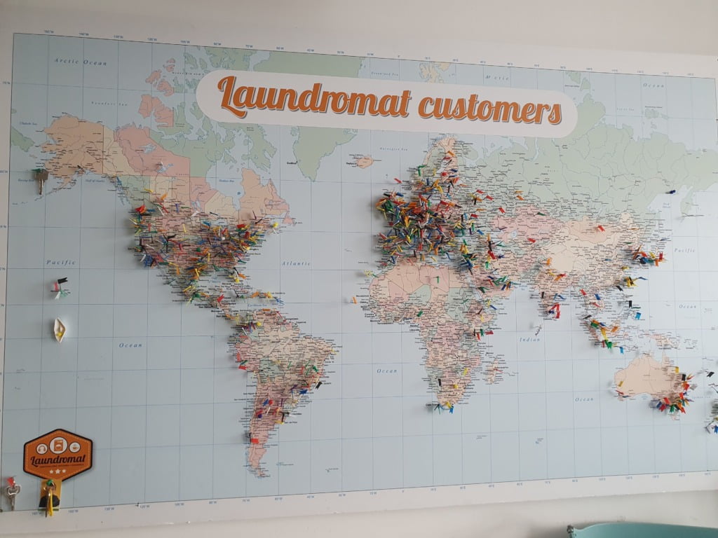 Laundrette Customers