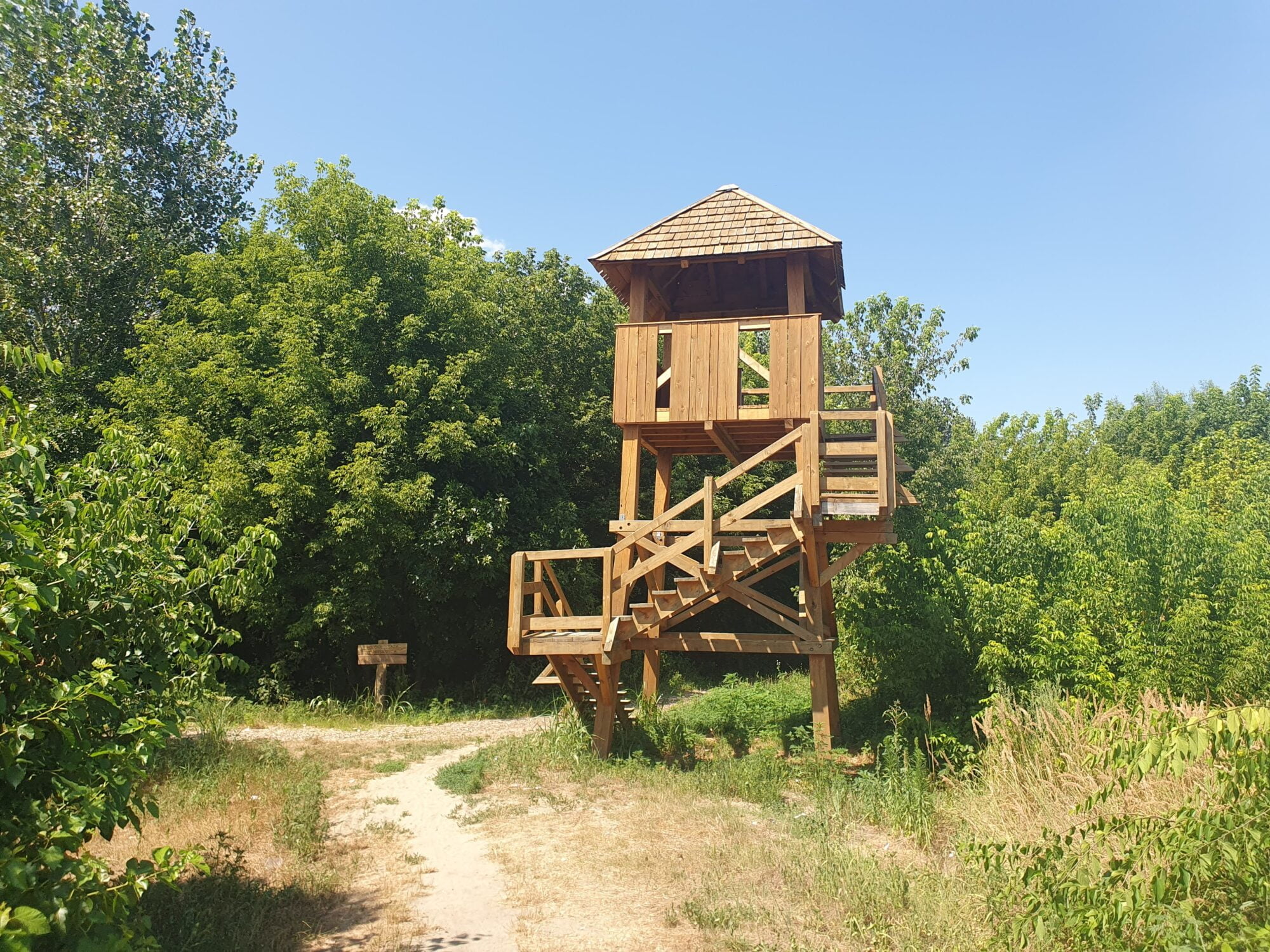 Birdwatching hide Osijek