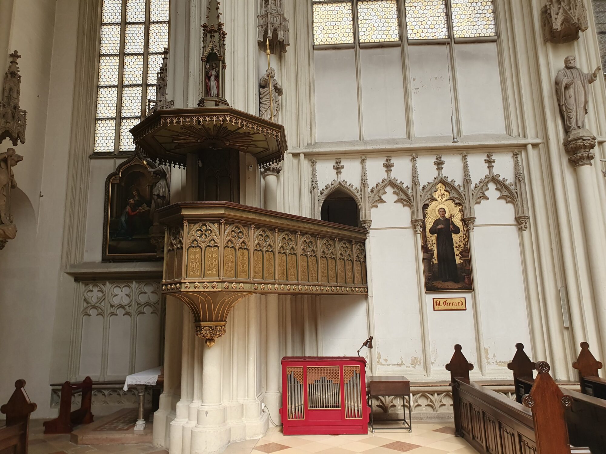Catholic Church Maria am Gestade pulpit