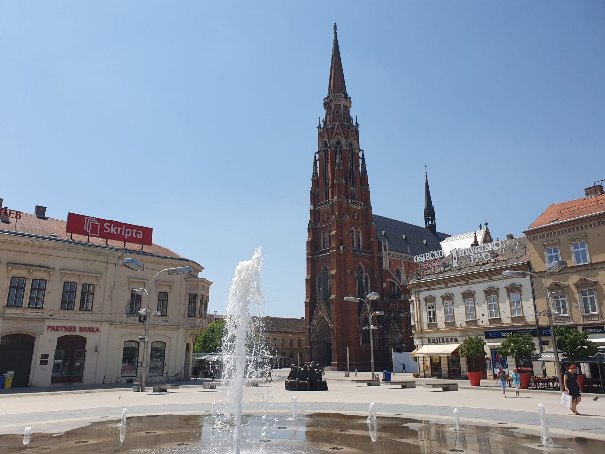 Sightseeing in the Main Square in Osijek