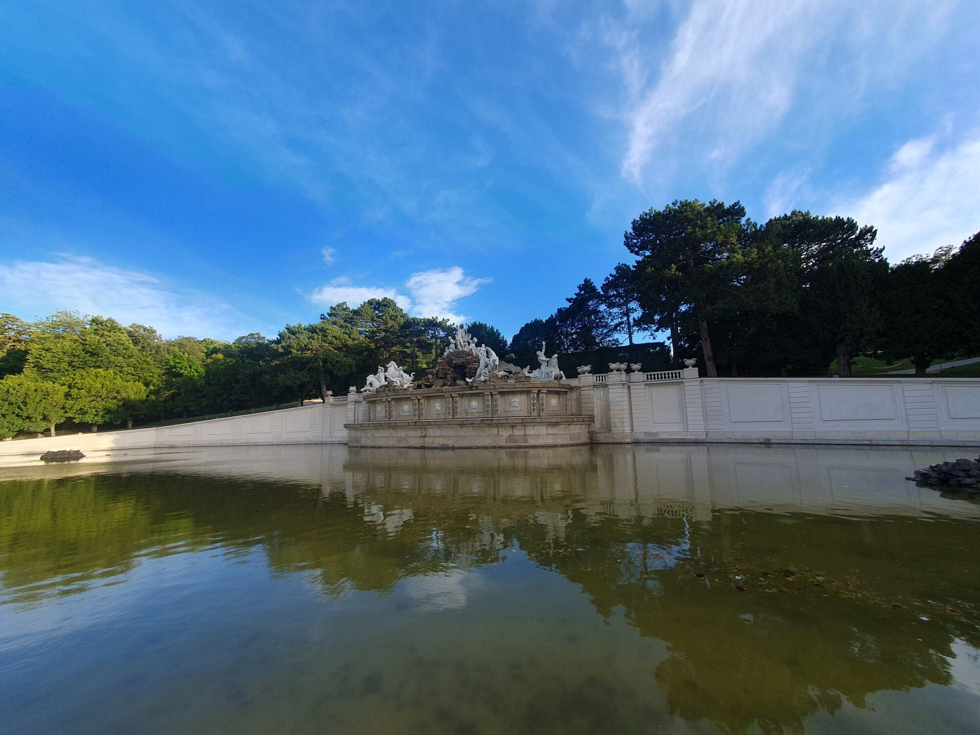 Neptune Fountain Water