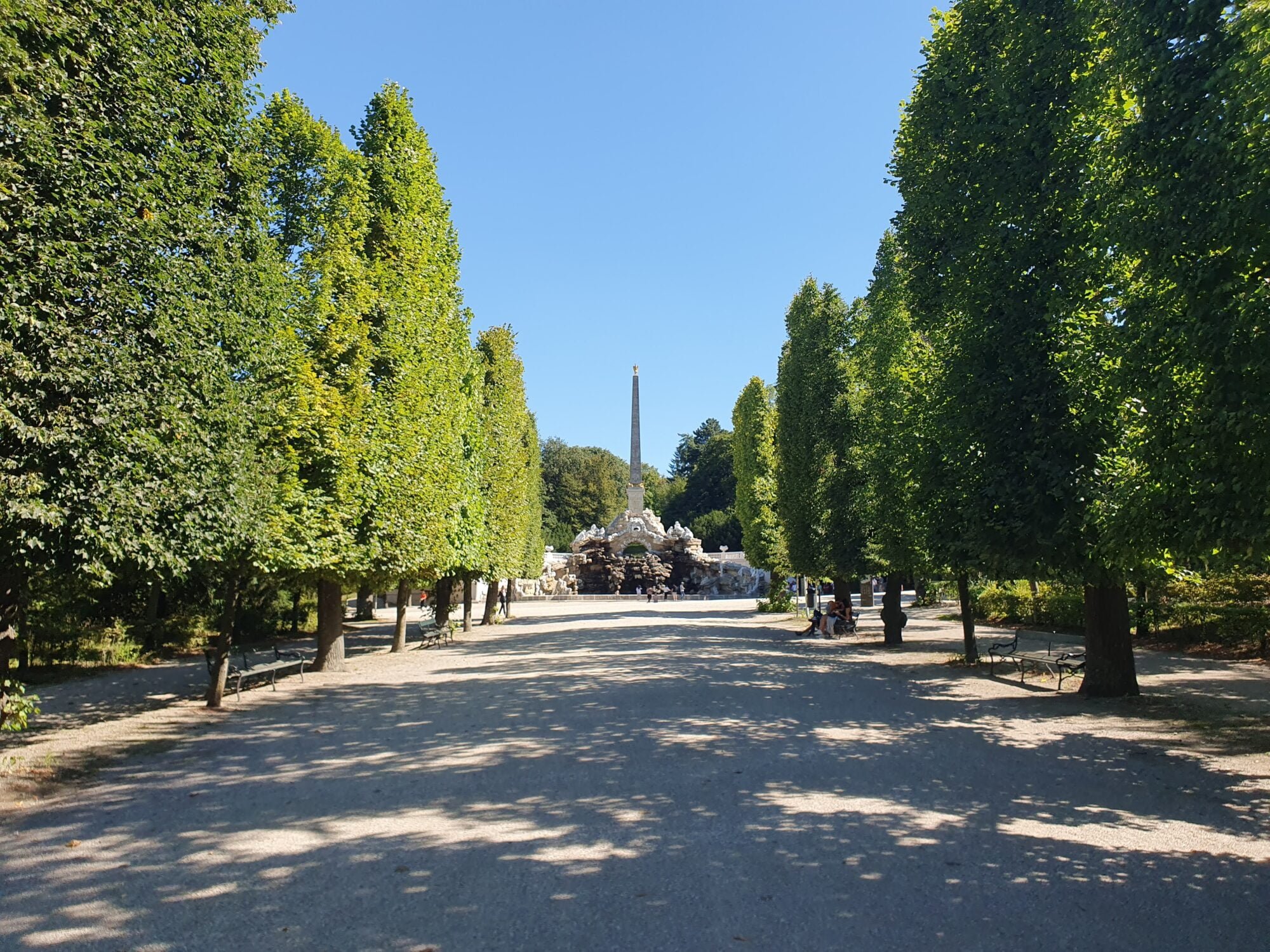 Obelisk Fountain Gardens