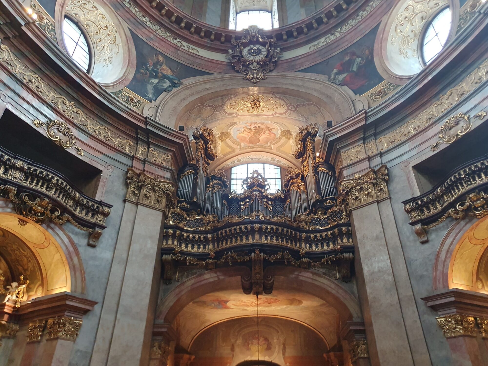St. Peter's Catholic Church - Peterskirche Organ Details
