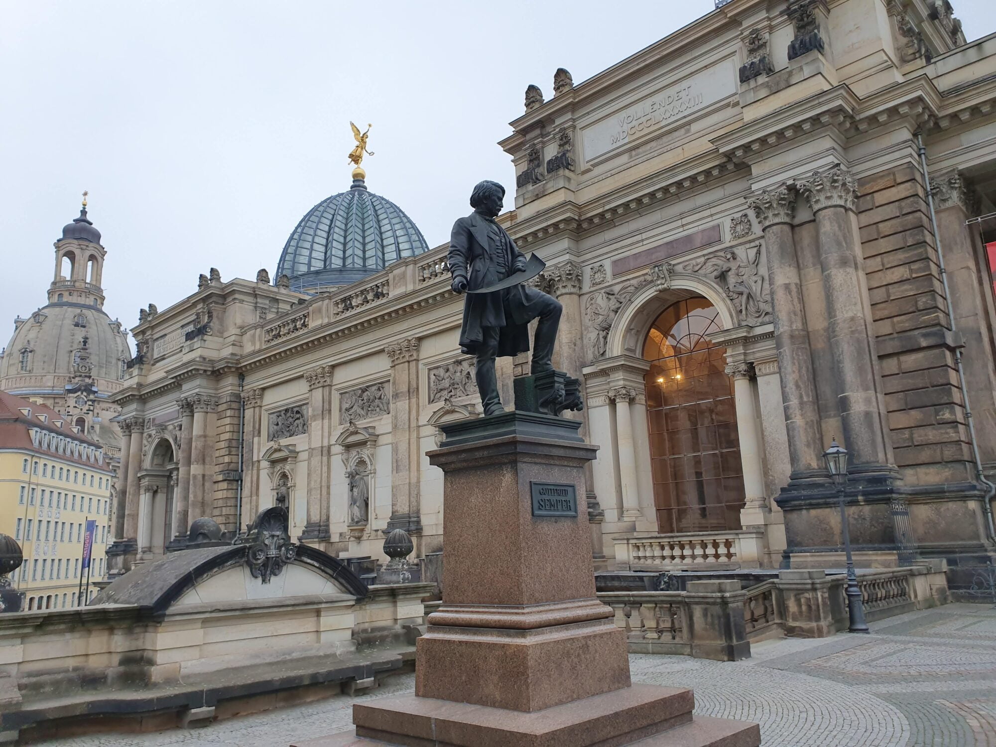 Gottfried Semper Denkmal