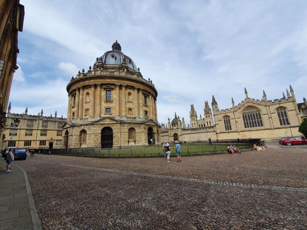 Radcliffe Camera Nearby Buildings