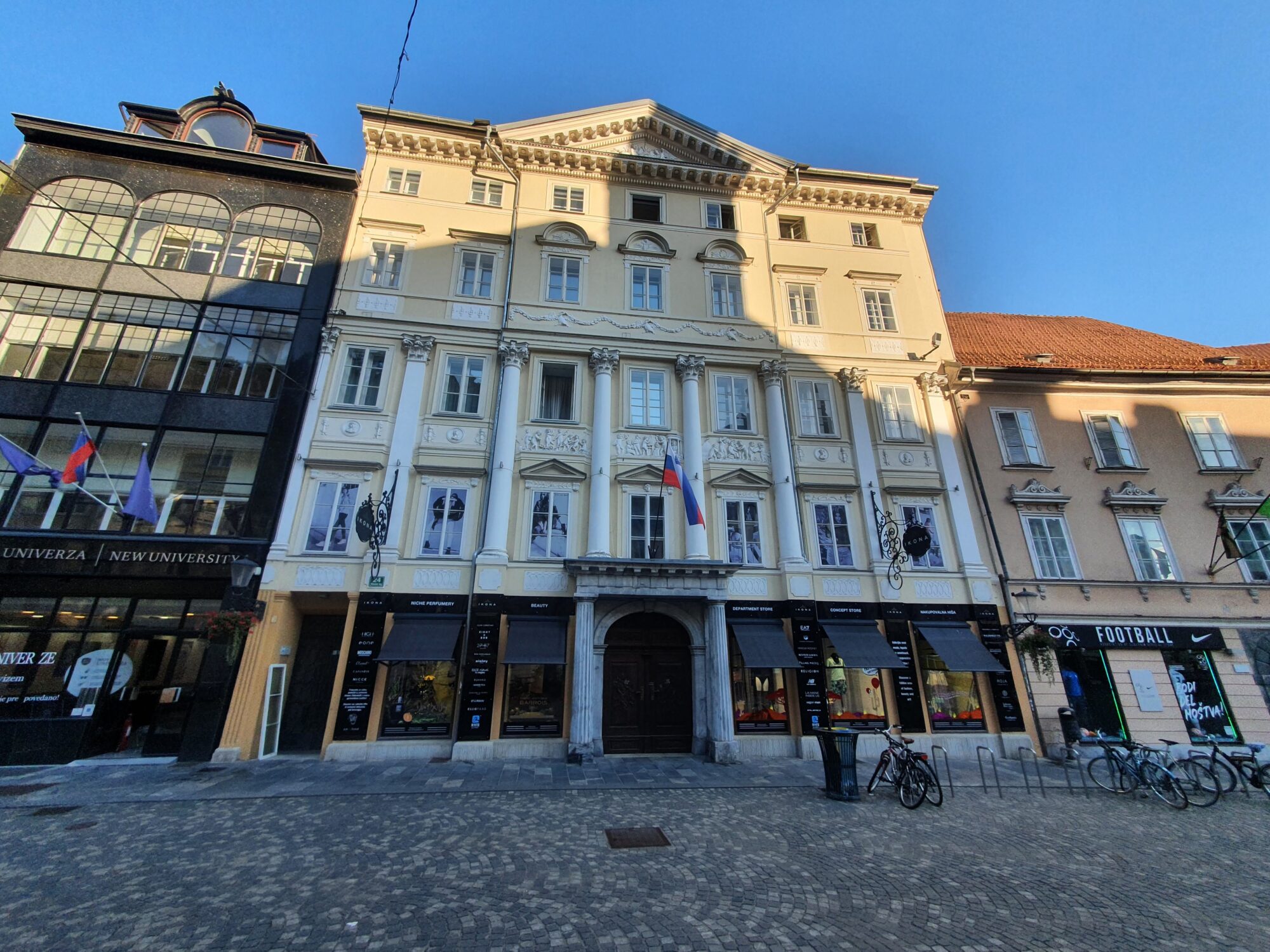 Souvan House