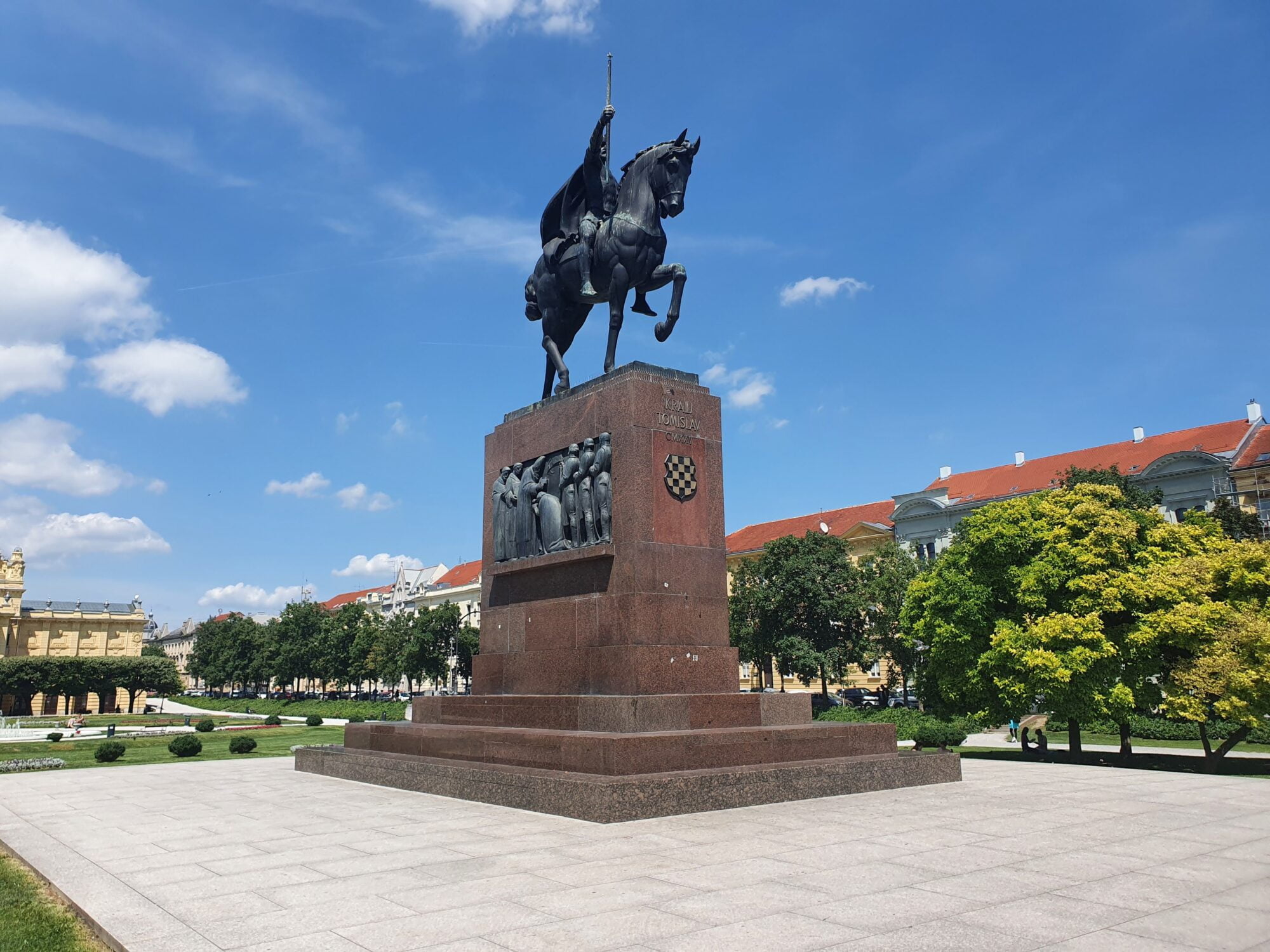 King Tomislav statue