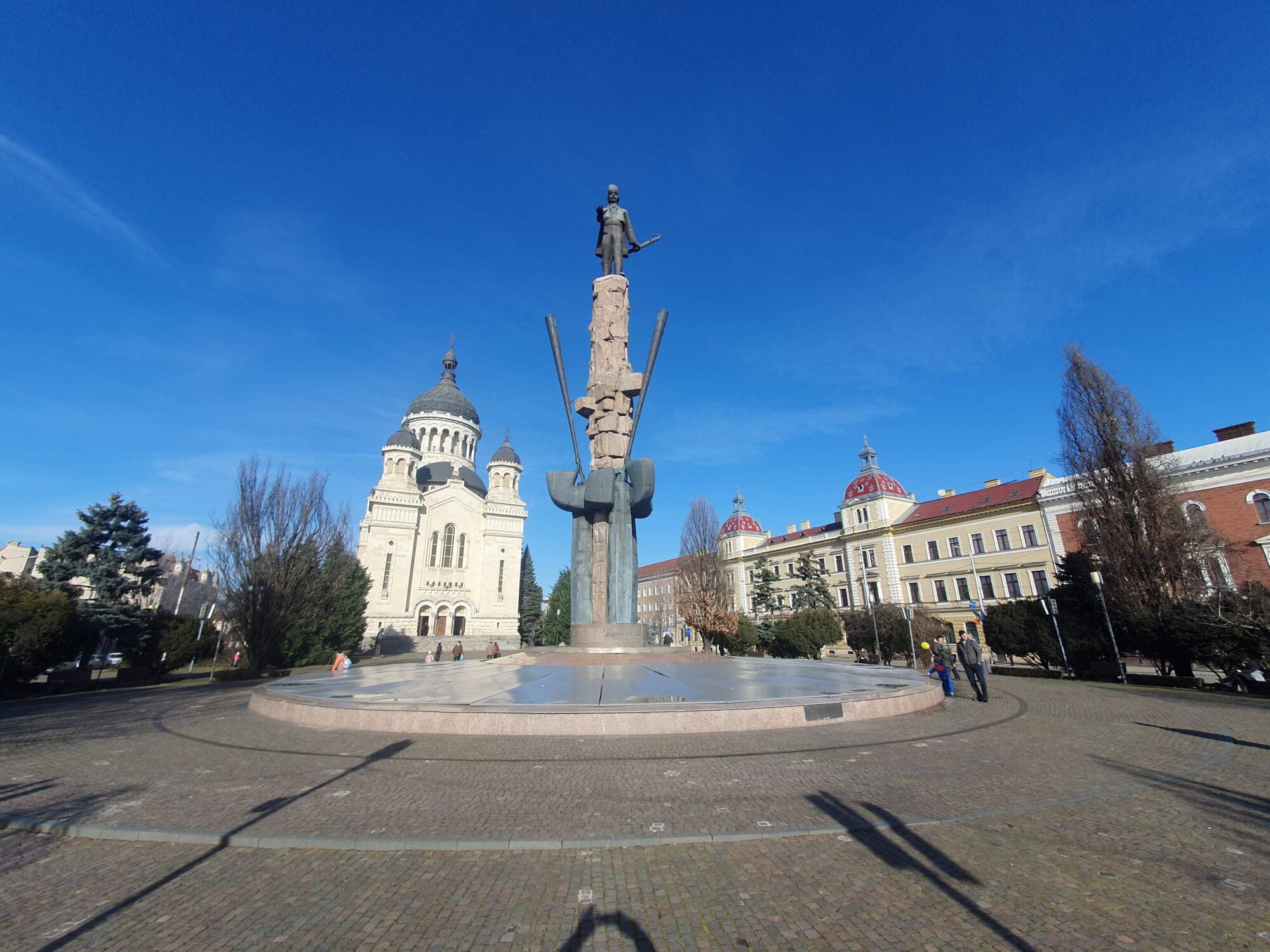 Statue of Avram Iancu