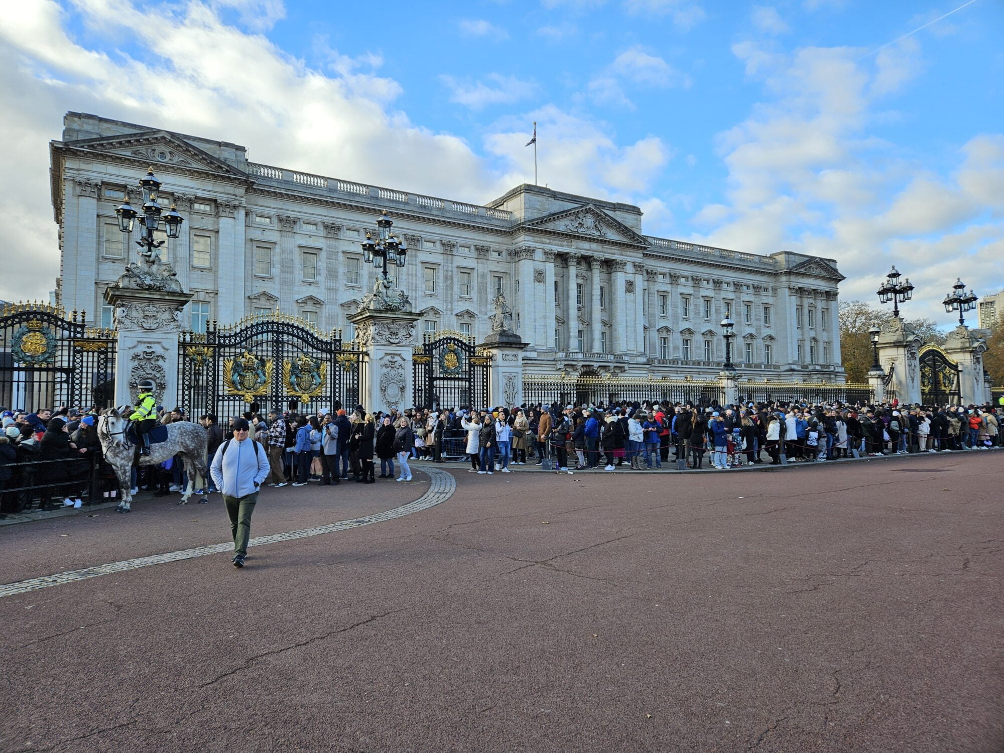 Buckingham Palace Crowds