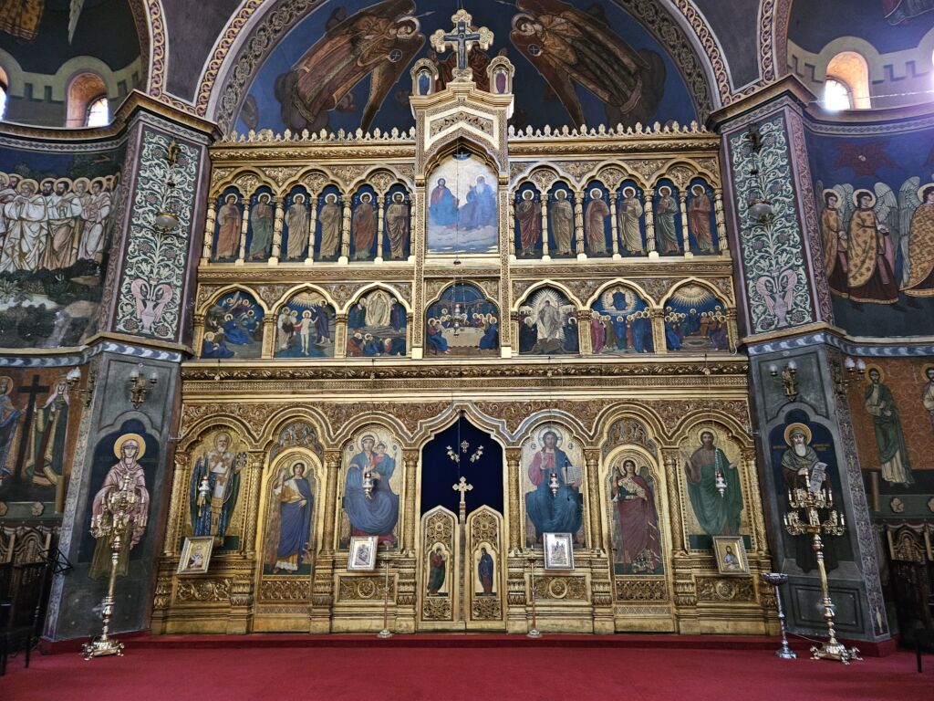 Holy Trinity Orthodox Cathedral decor