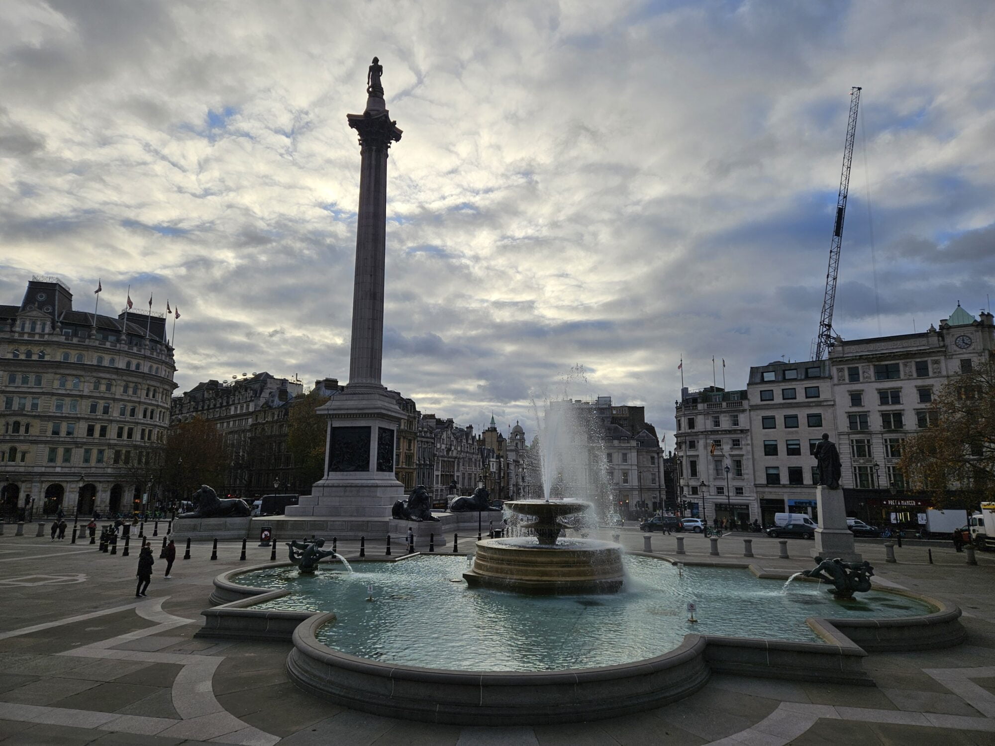 Monuments and statues in London