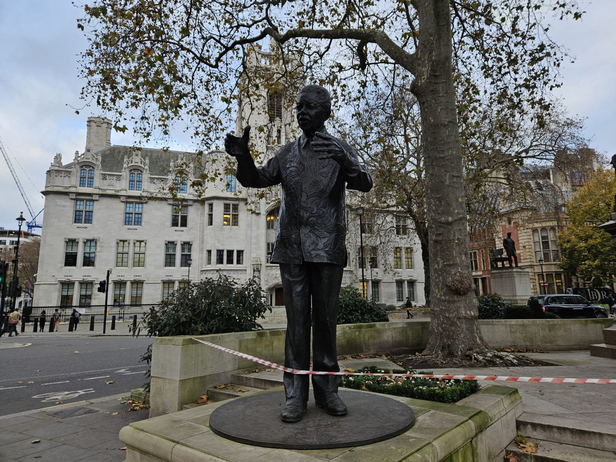 Nelson Mandella Statue Parliament Square