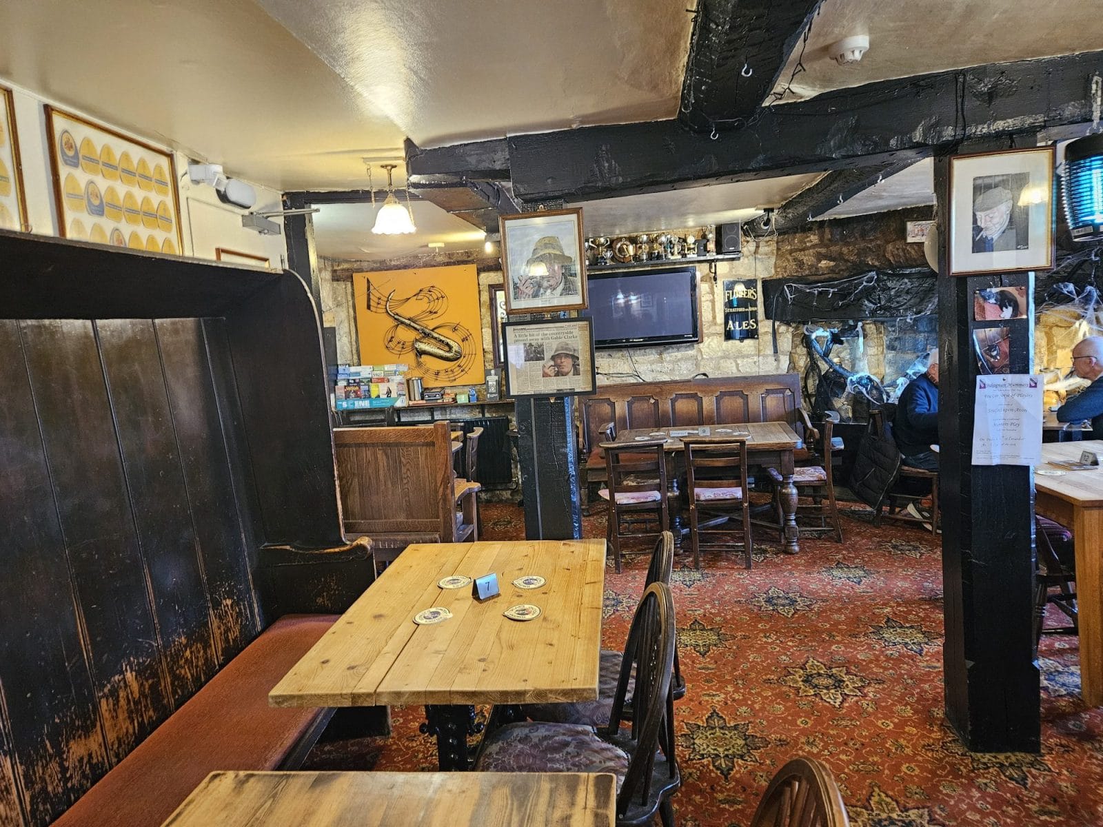 Crown & Trumpet Inn