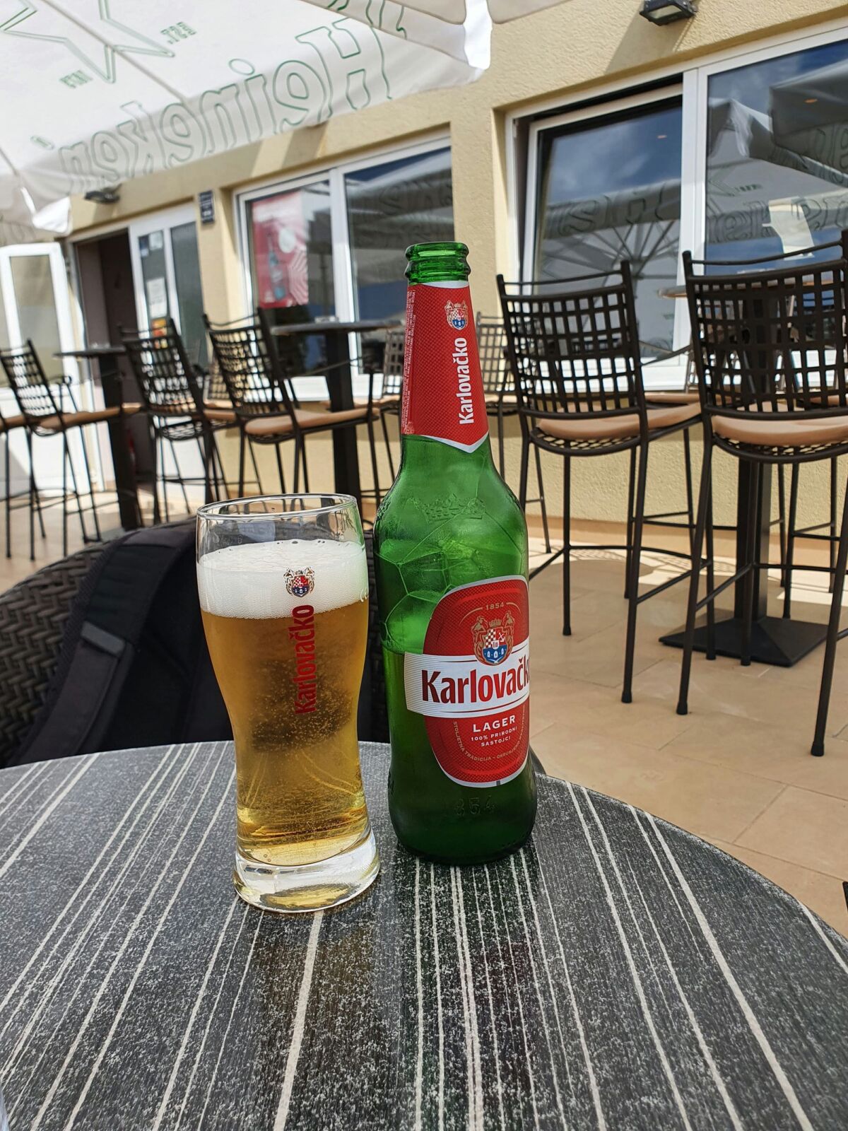 Rush bar Cres