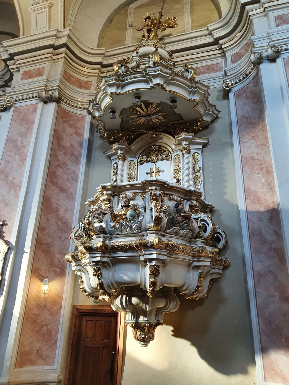 Biserica Franciscană decor