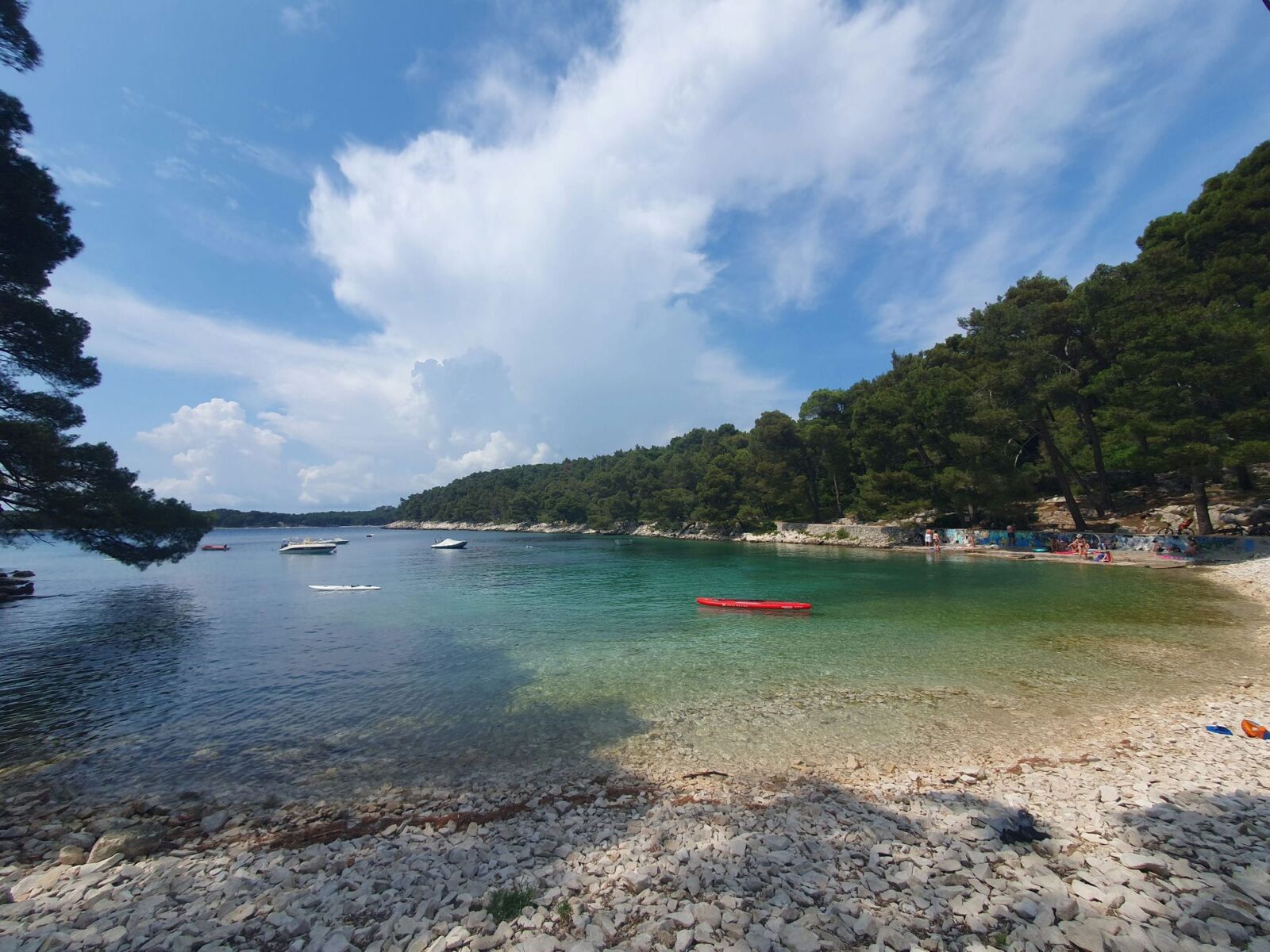 Zlatna uvala - Golden Bay