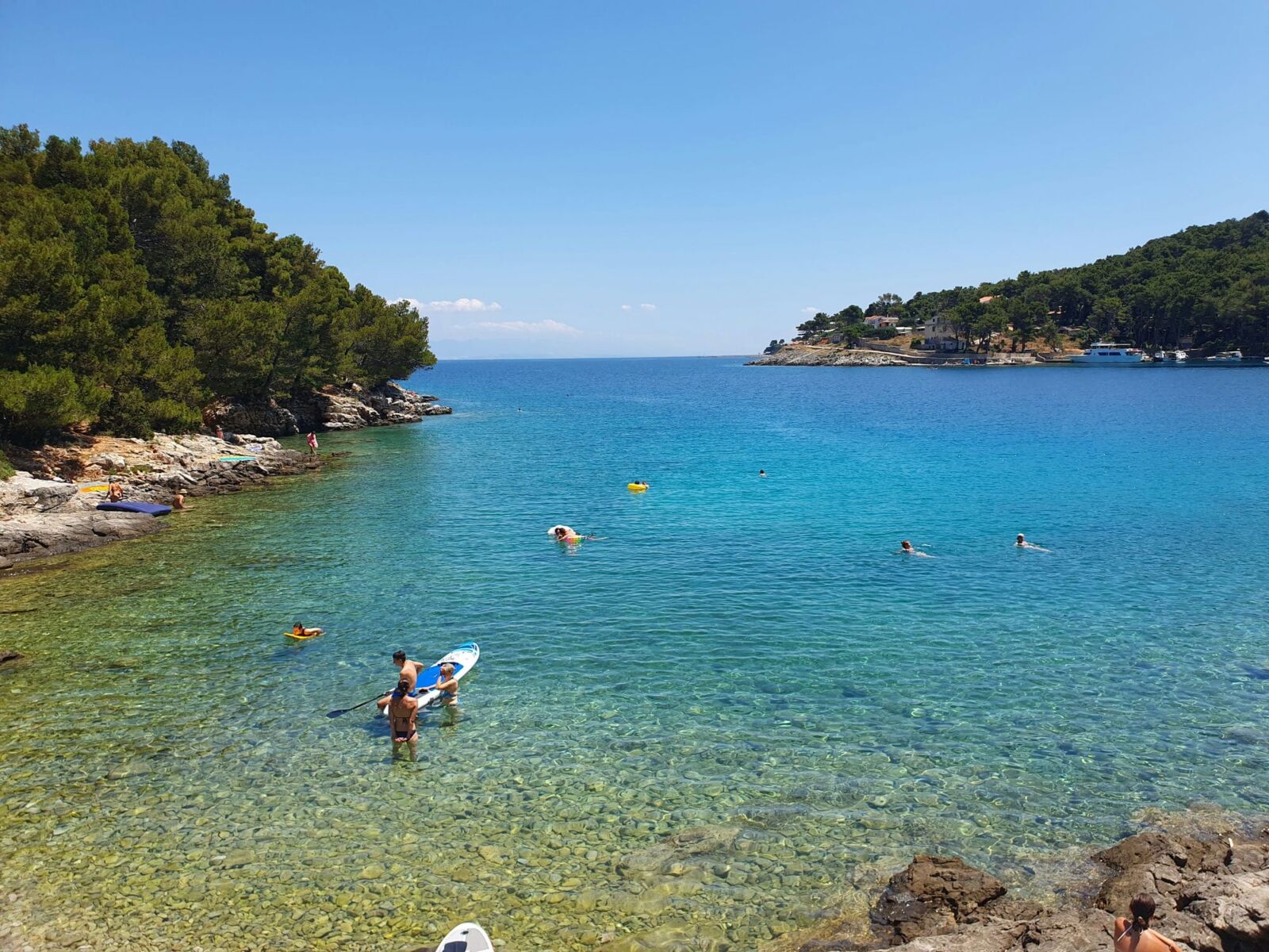 beach Male Valdarke swimming
