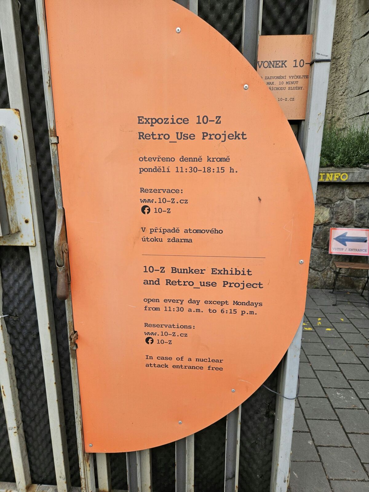 bunker sign