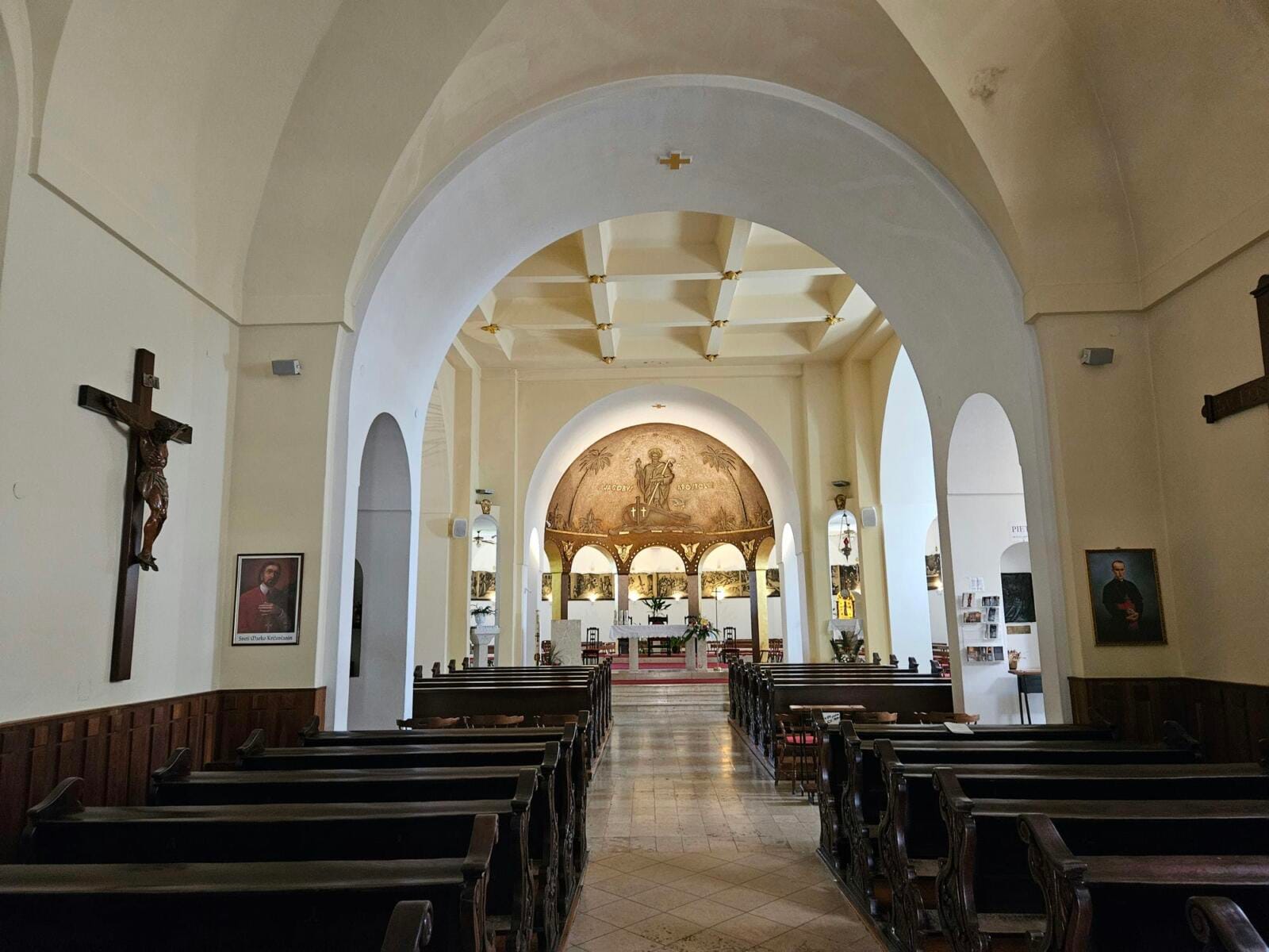 Church of St. Jacob Inside