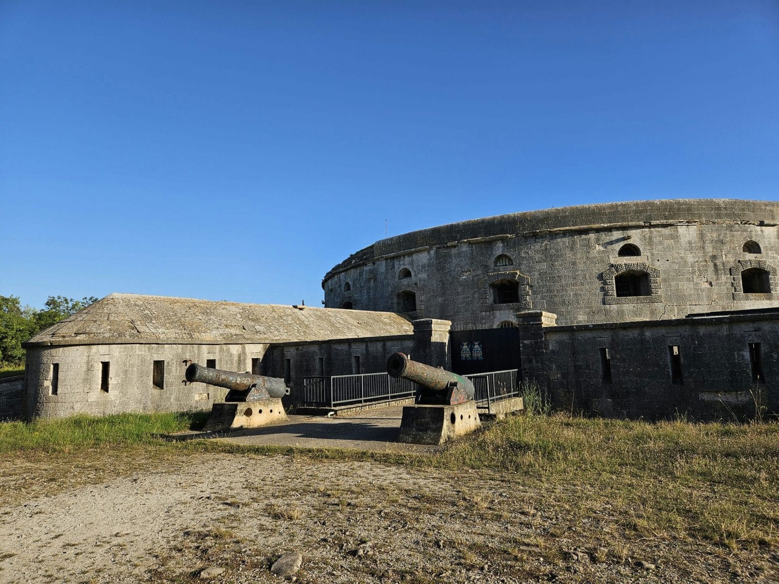Fort Bourguignon Pula