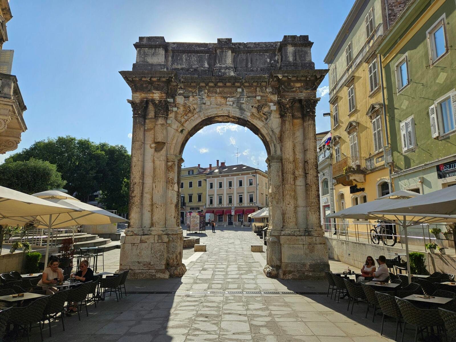 Roman Gate