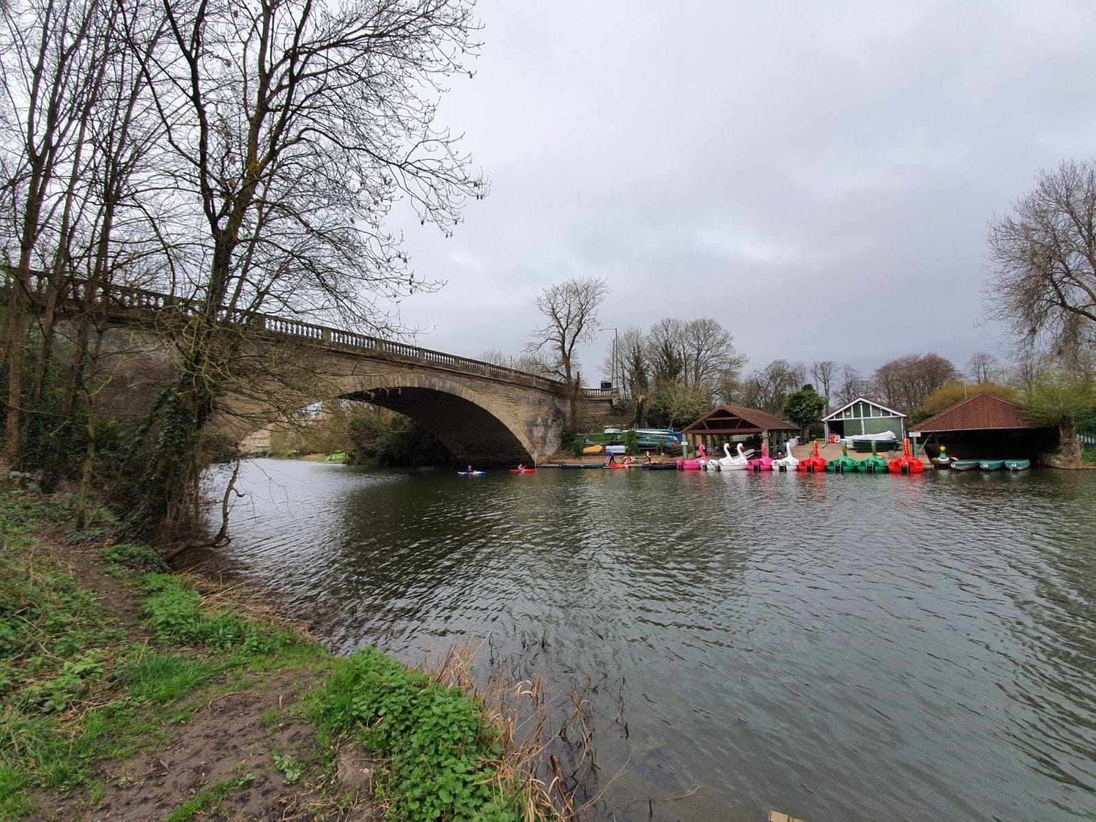 Warwick Boats