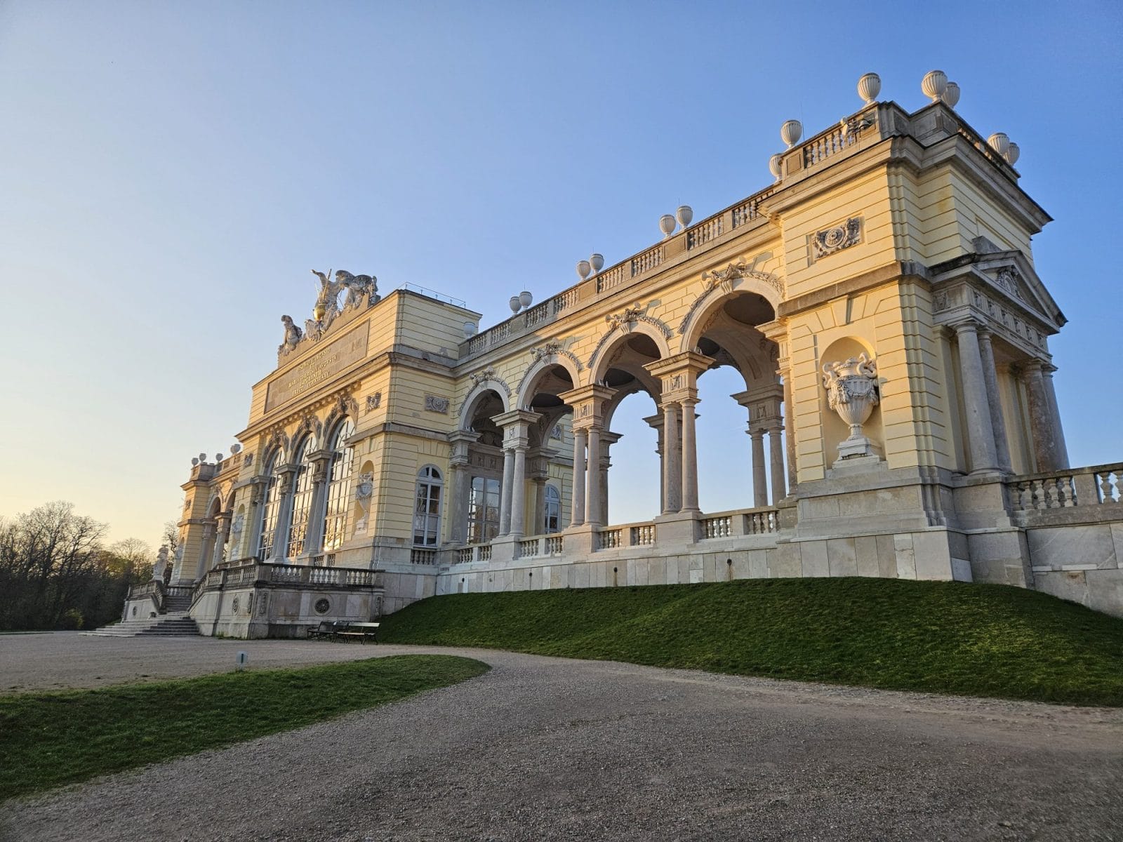 Gloriette Schönbrunn Golden Hour Vienna
