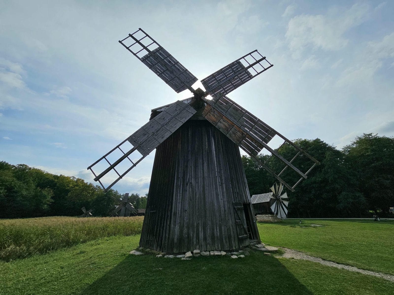 Windmill Mechanics Exterior