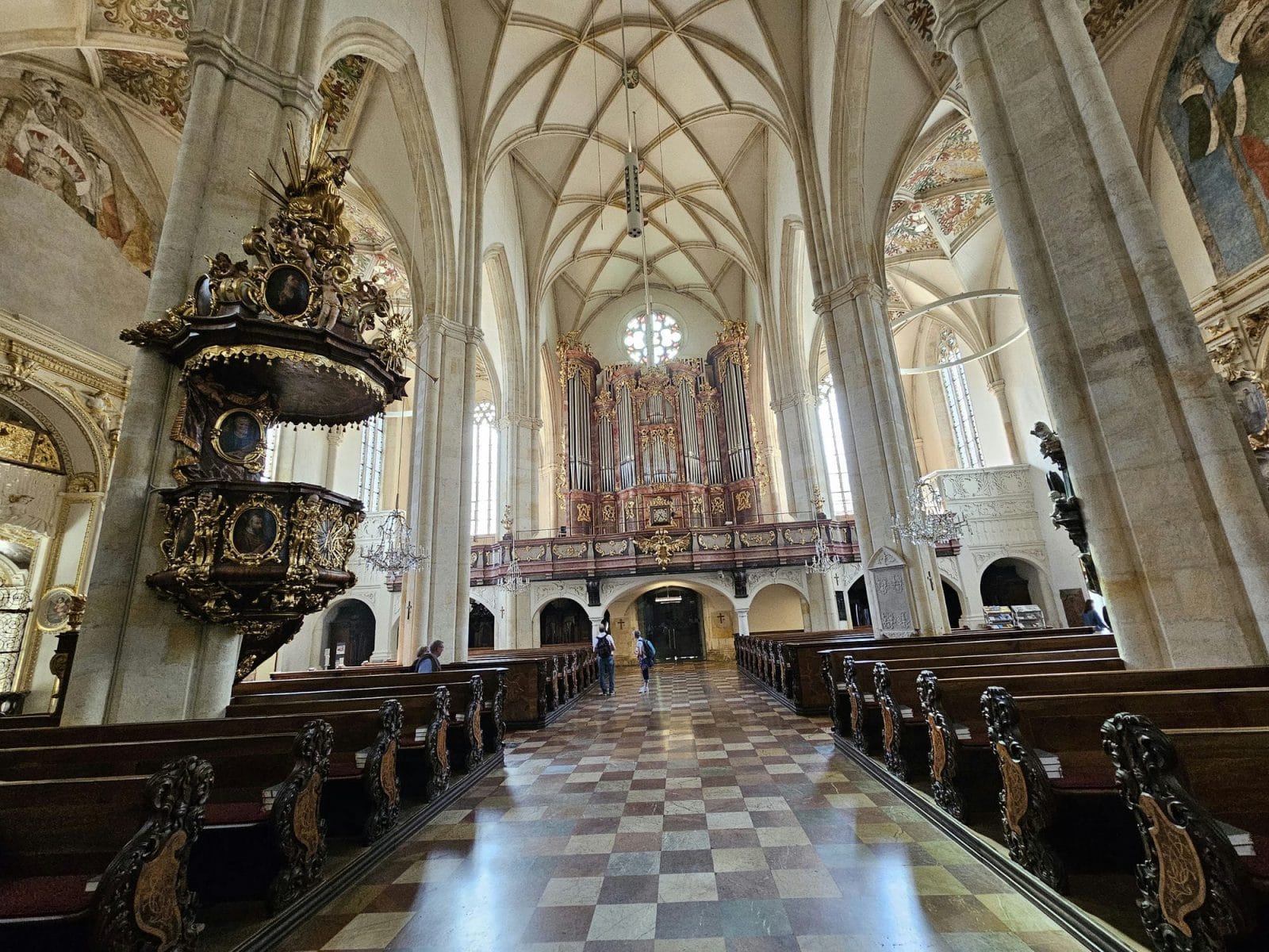 Aisle