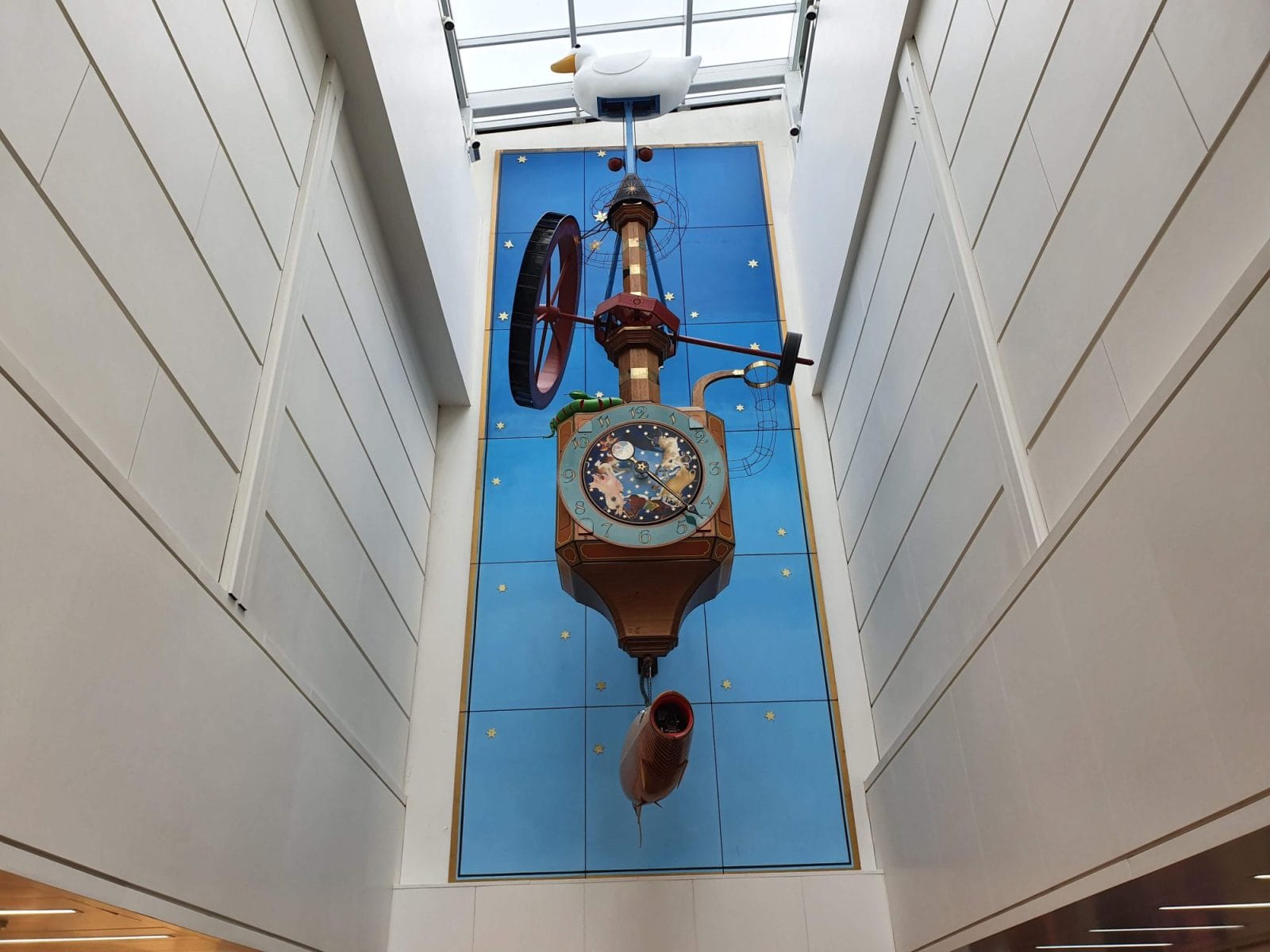 Clock Regent Arcade