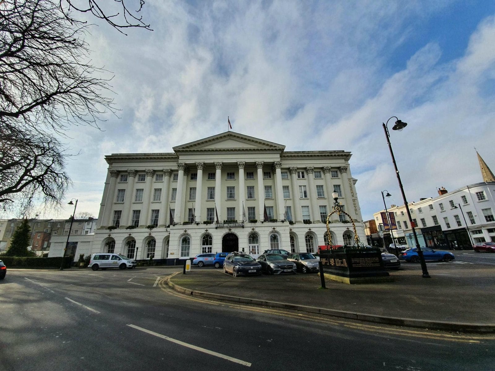 The Queens Hotel