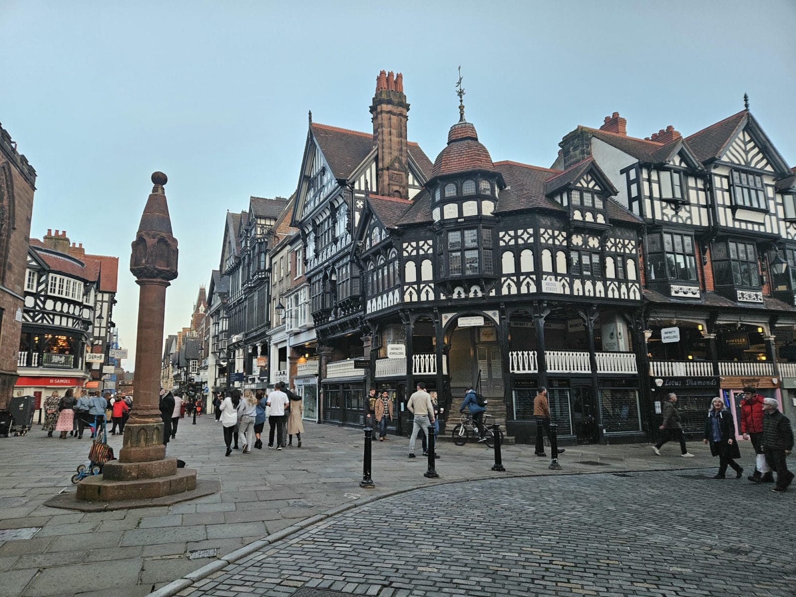 Chester Cross