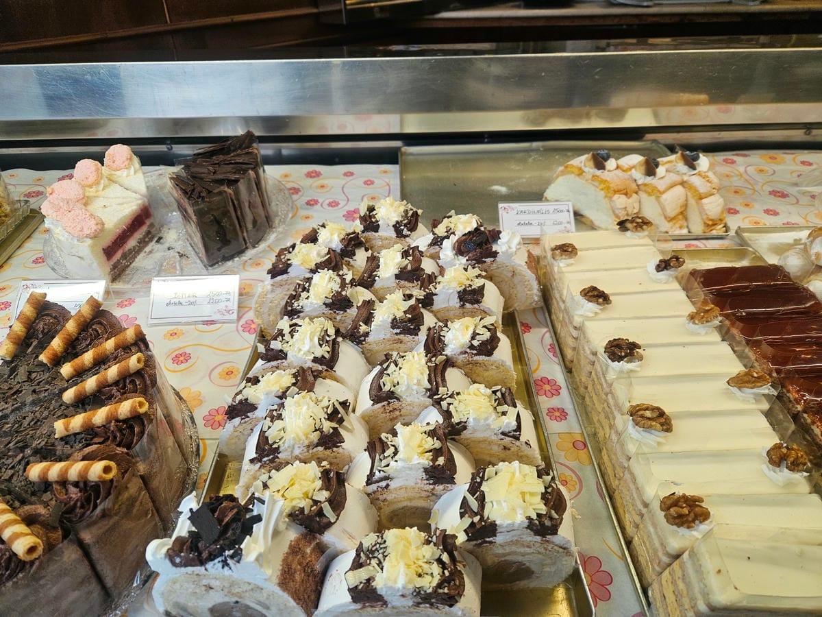 Dömötöri Patisserie and Cafe Cakes