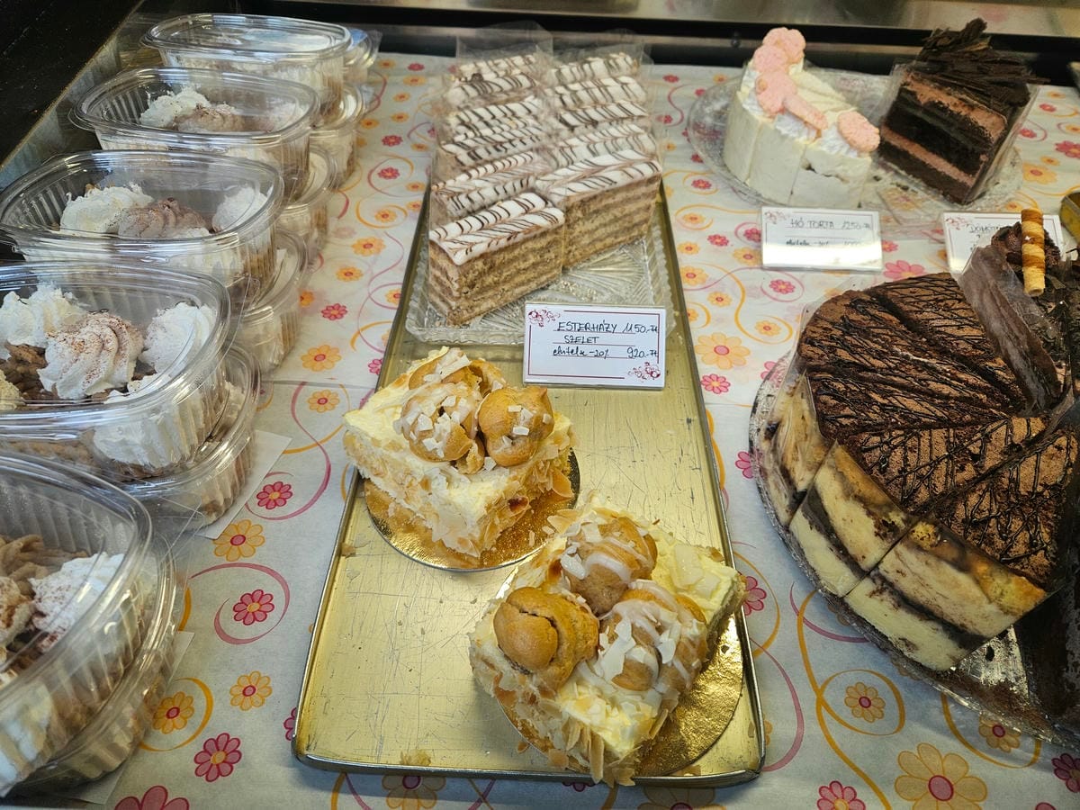 Dömötöri Patisserie and Cafe