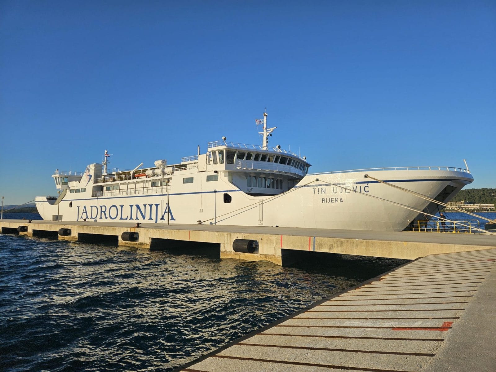 Ferry Stari Grad