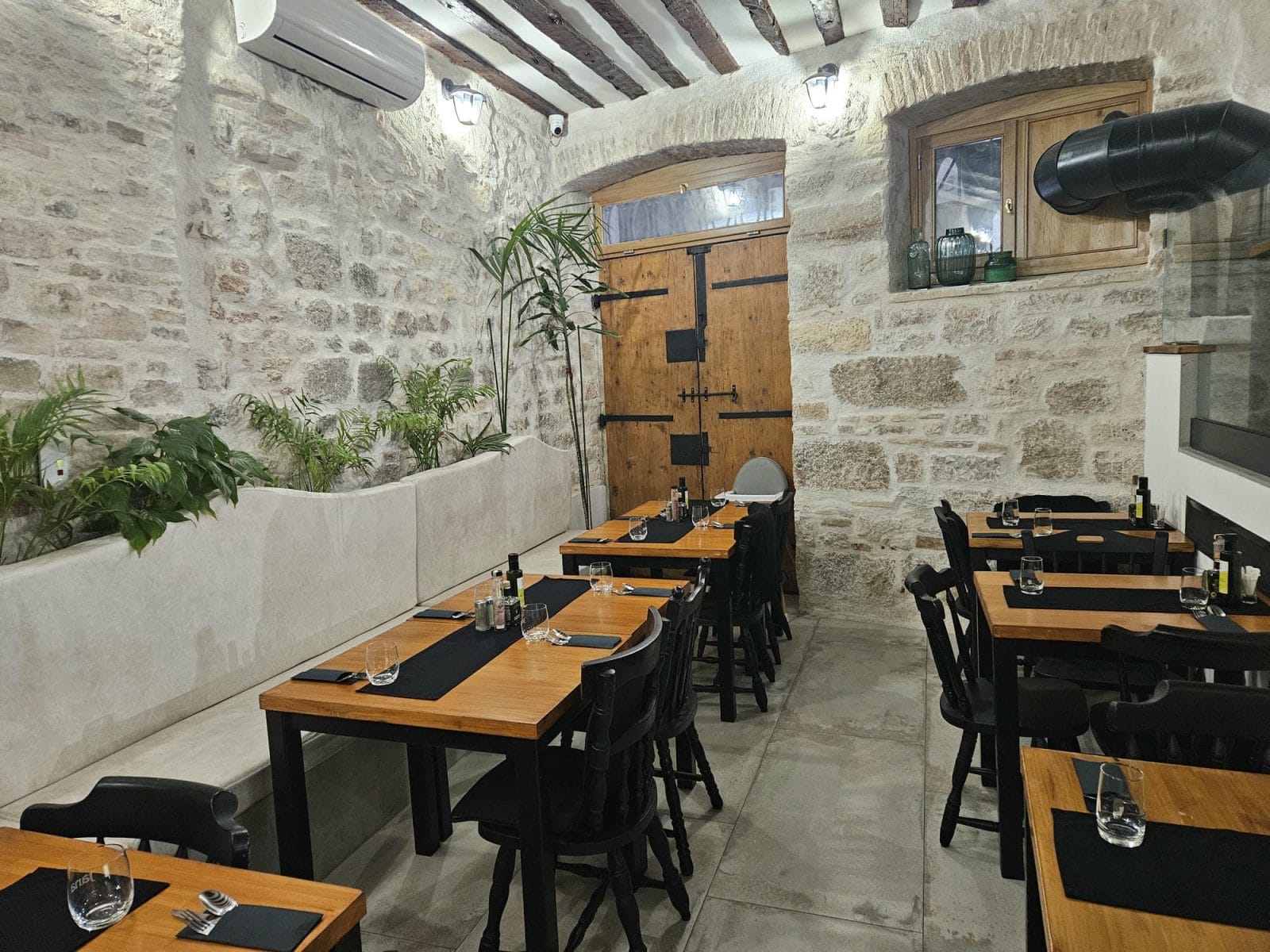 Konoba Centar Šibenik Inside