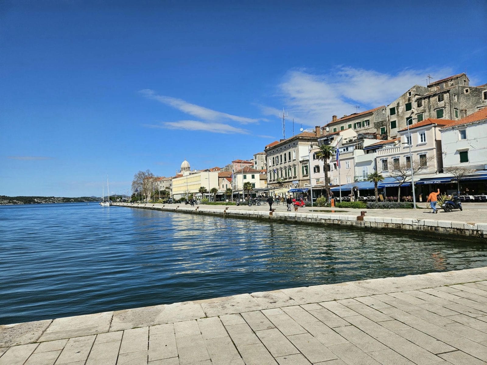Seafront and resataurants