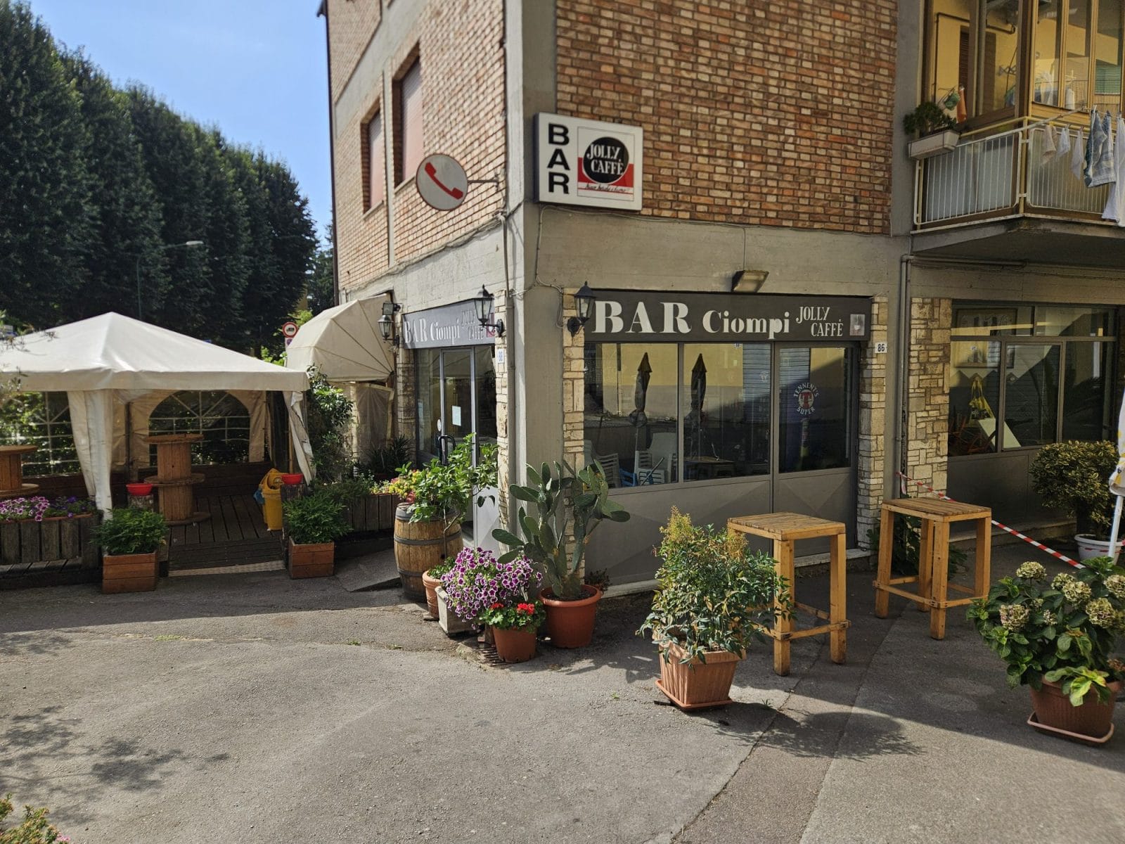 Bar Ciompi Seating