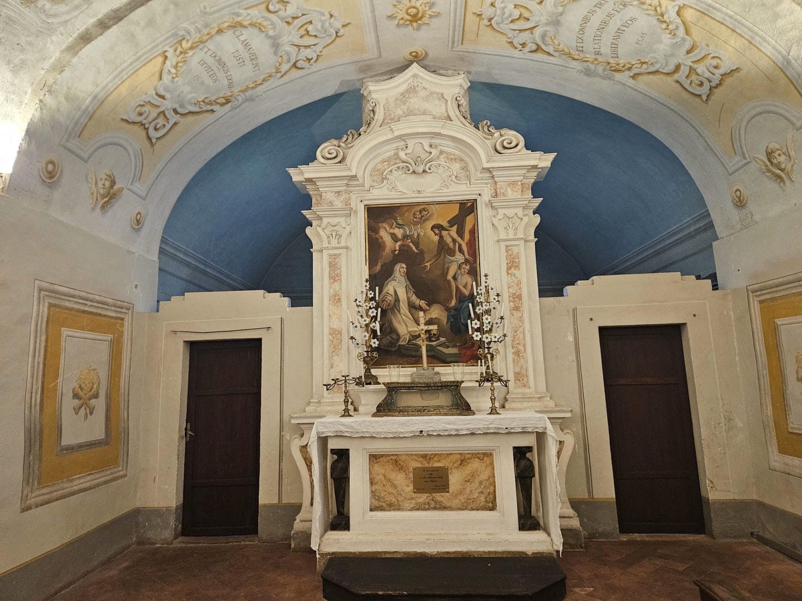 Duomo di colle crypt art