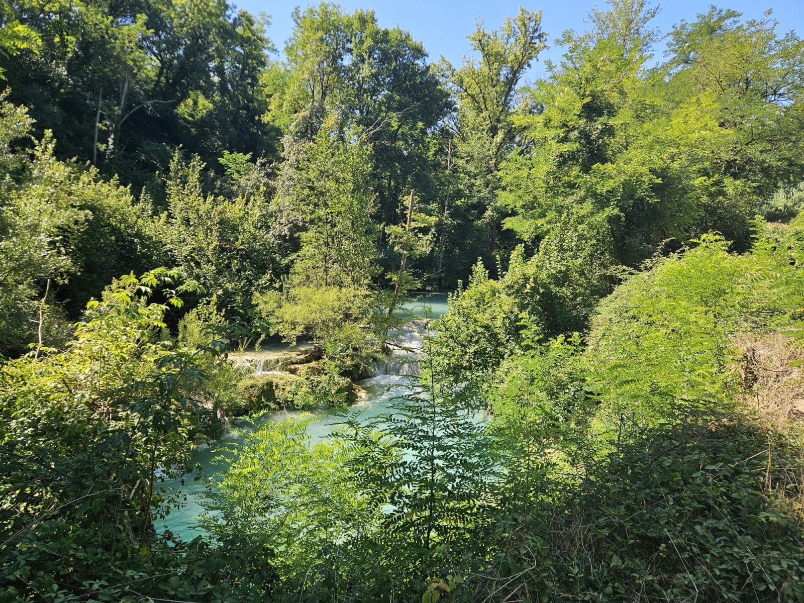 Small waterfalls and swimming pools on the Elsa River