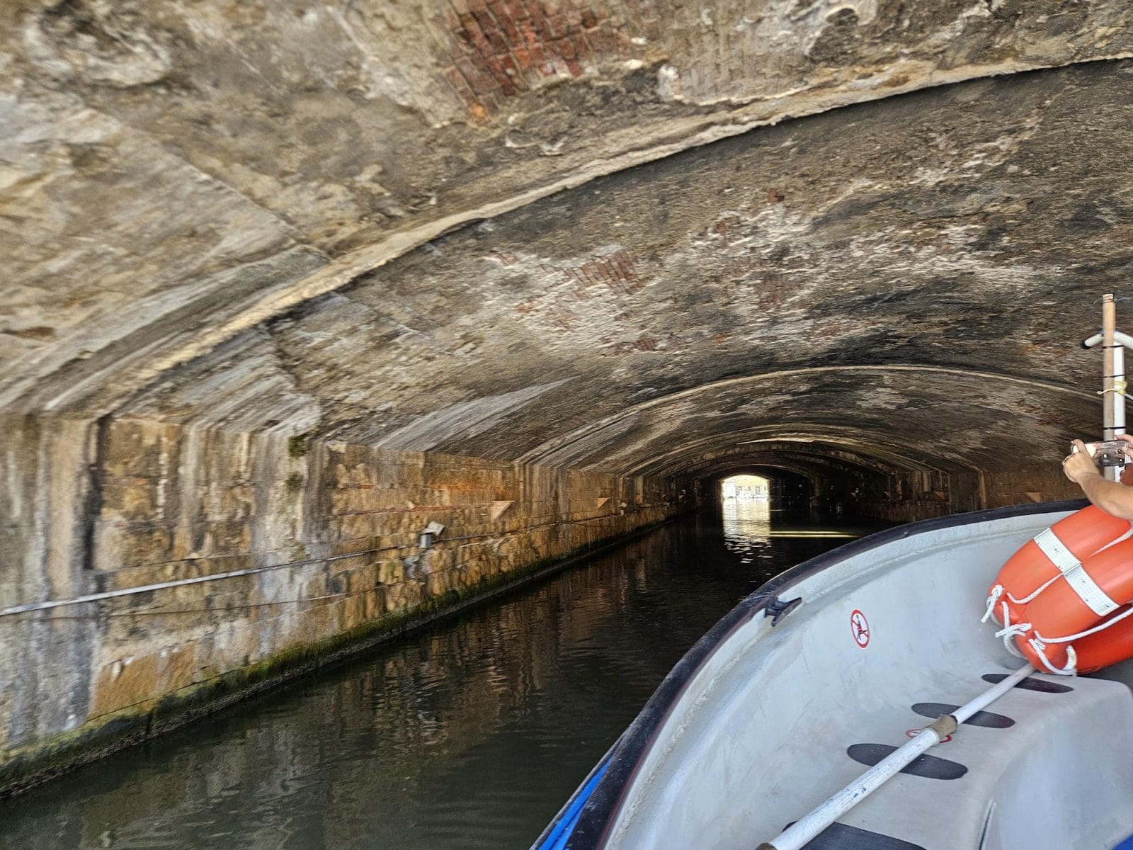 Canal Tunnel