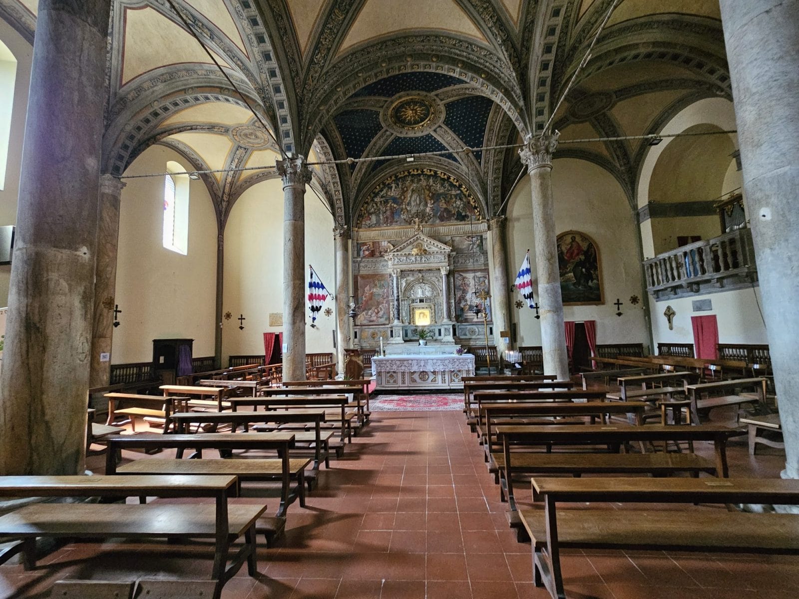 Chiesa di Santa Maria in Portico a Fontegiusta Inside