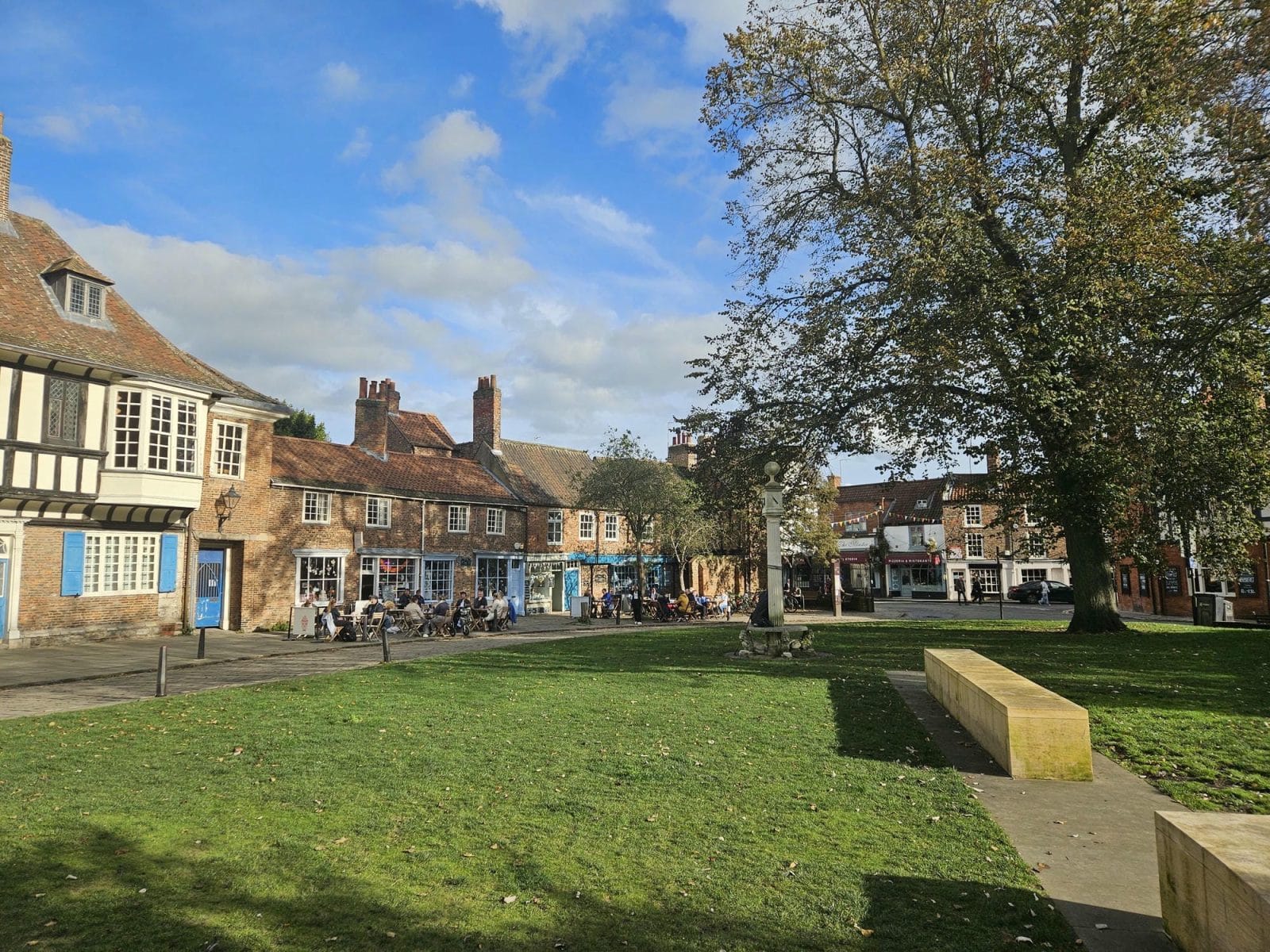 College Street York