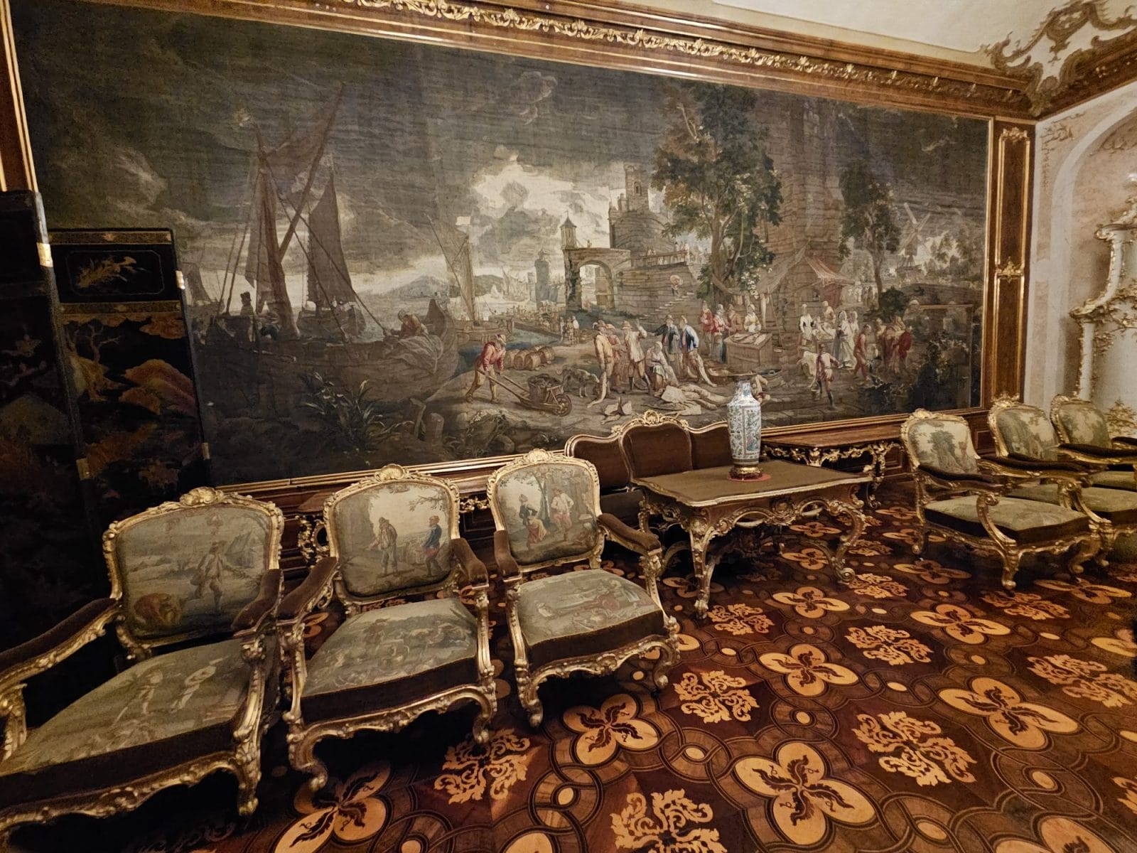 Gobelin Salon Art