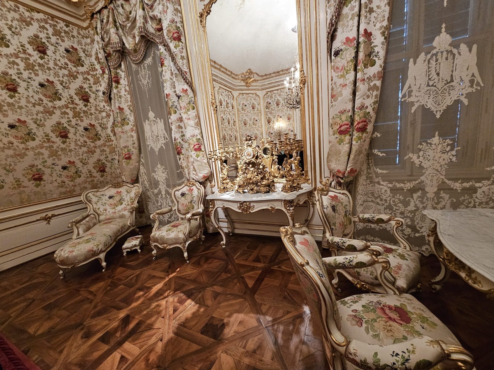 Salon of Empress Elisabeth Wien