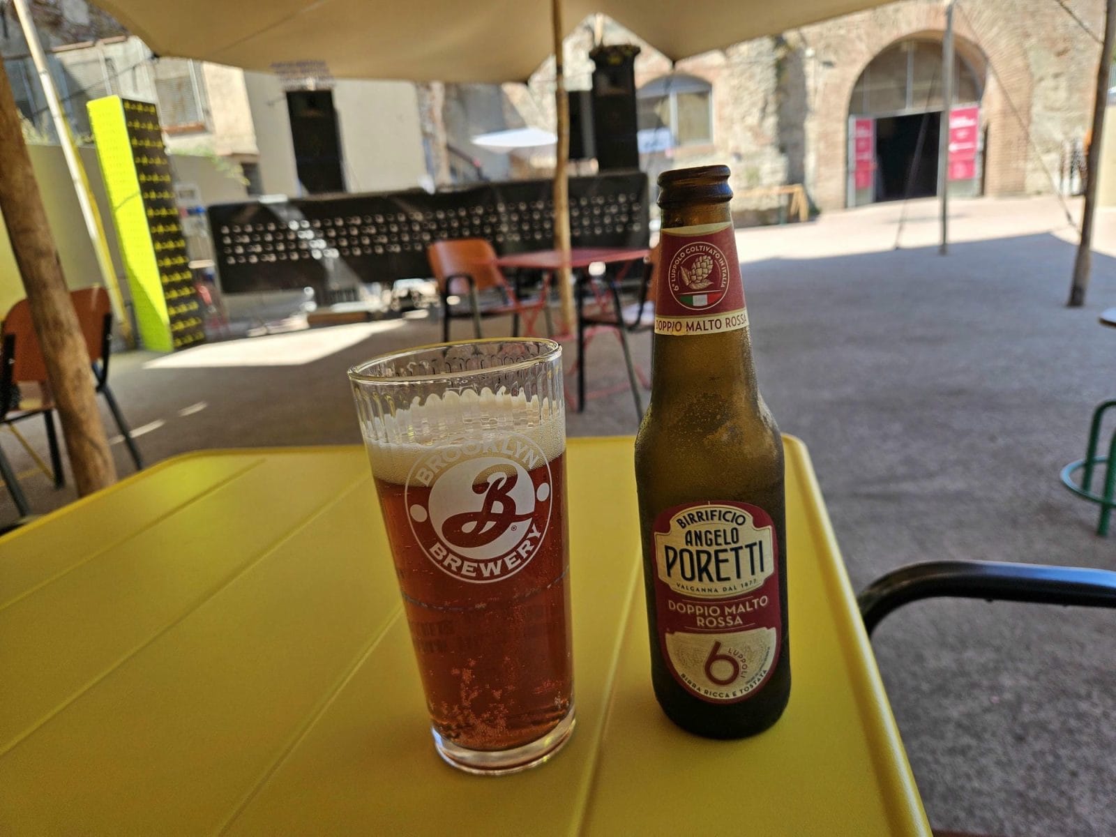 Poretti Red beer