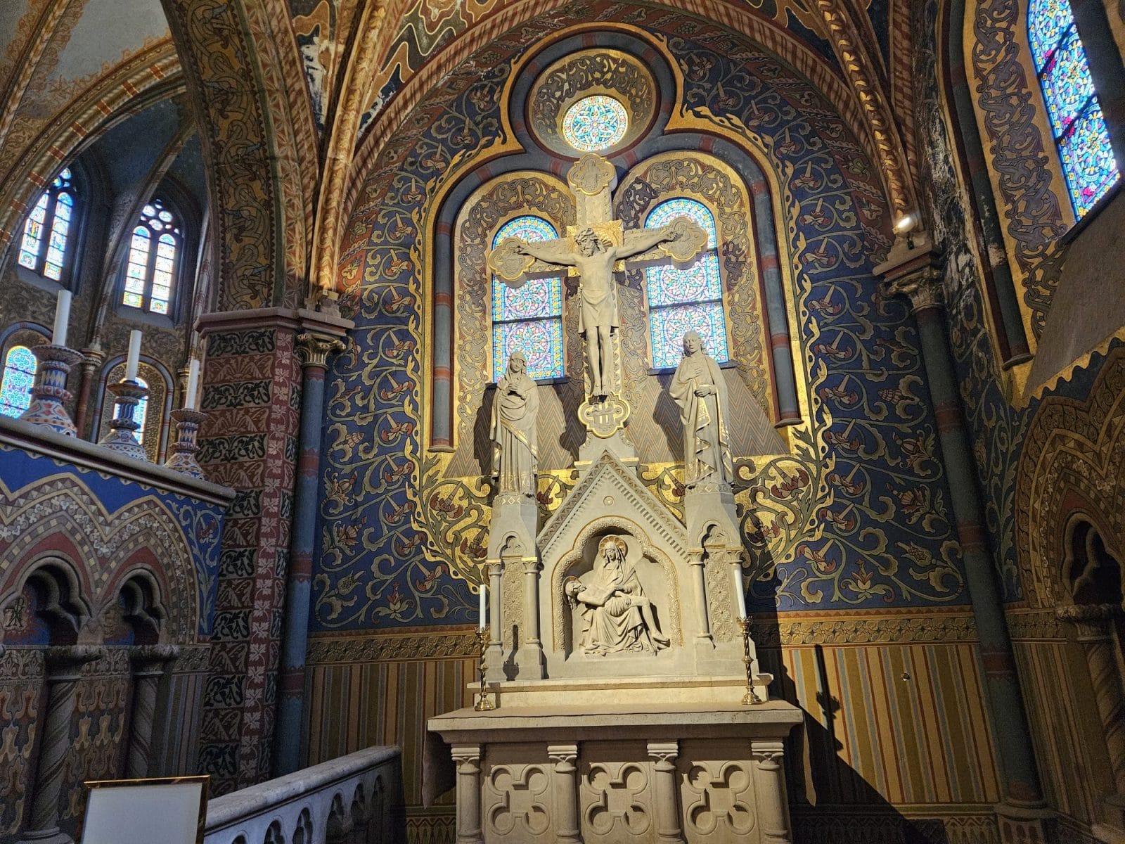 Holy Cross Chapel