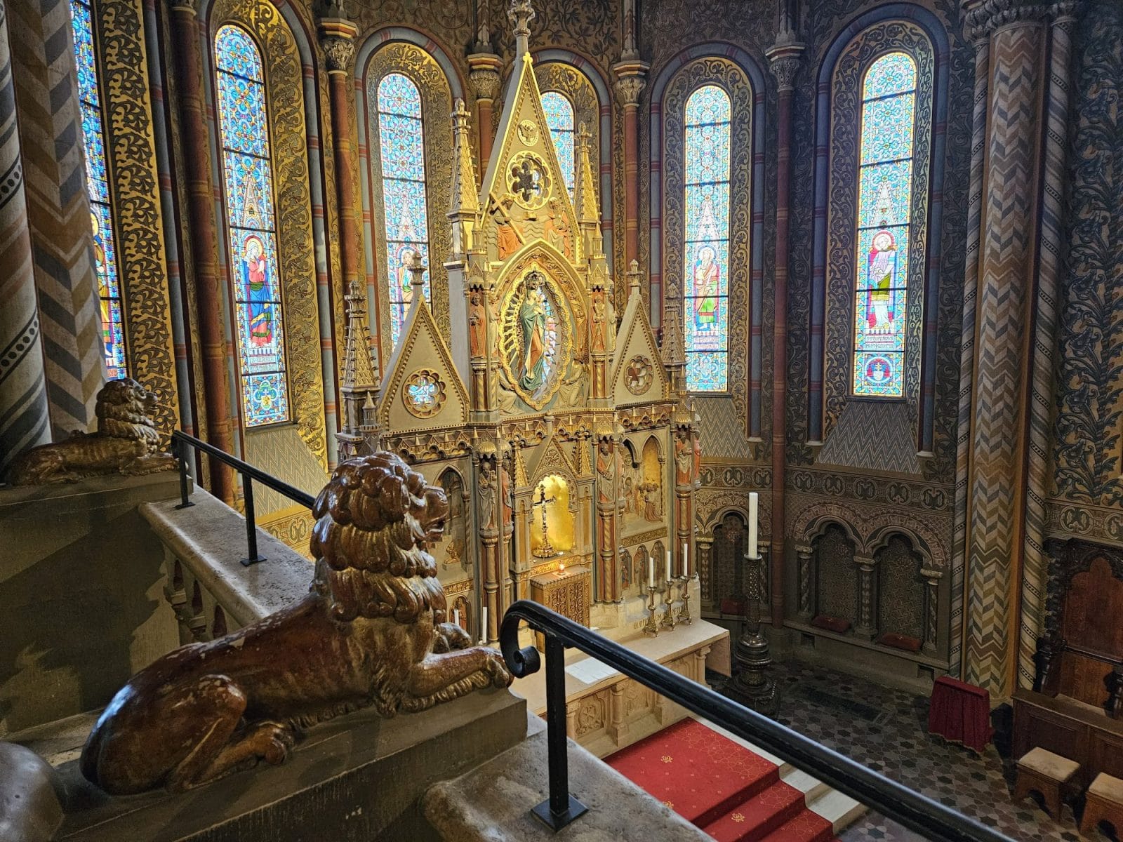 Lions and Altar
